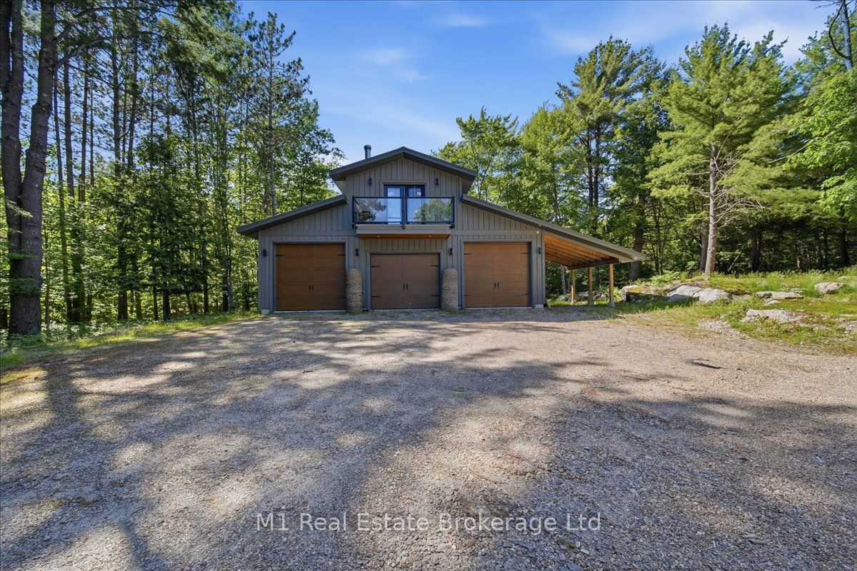 15 George Hunt Memorial Drive, McDougall, ON P2A 2W9 photo 2