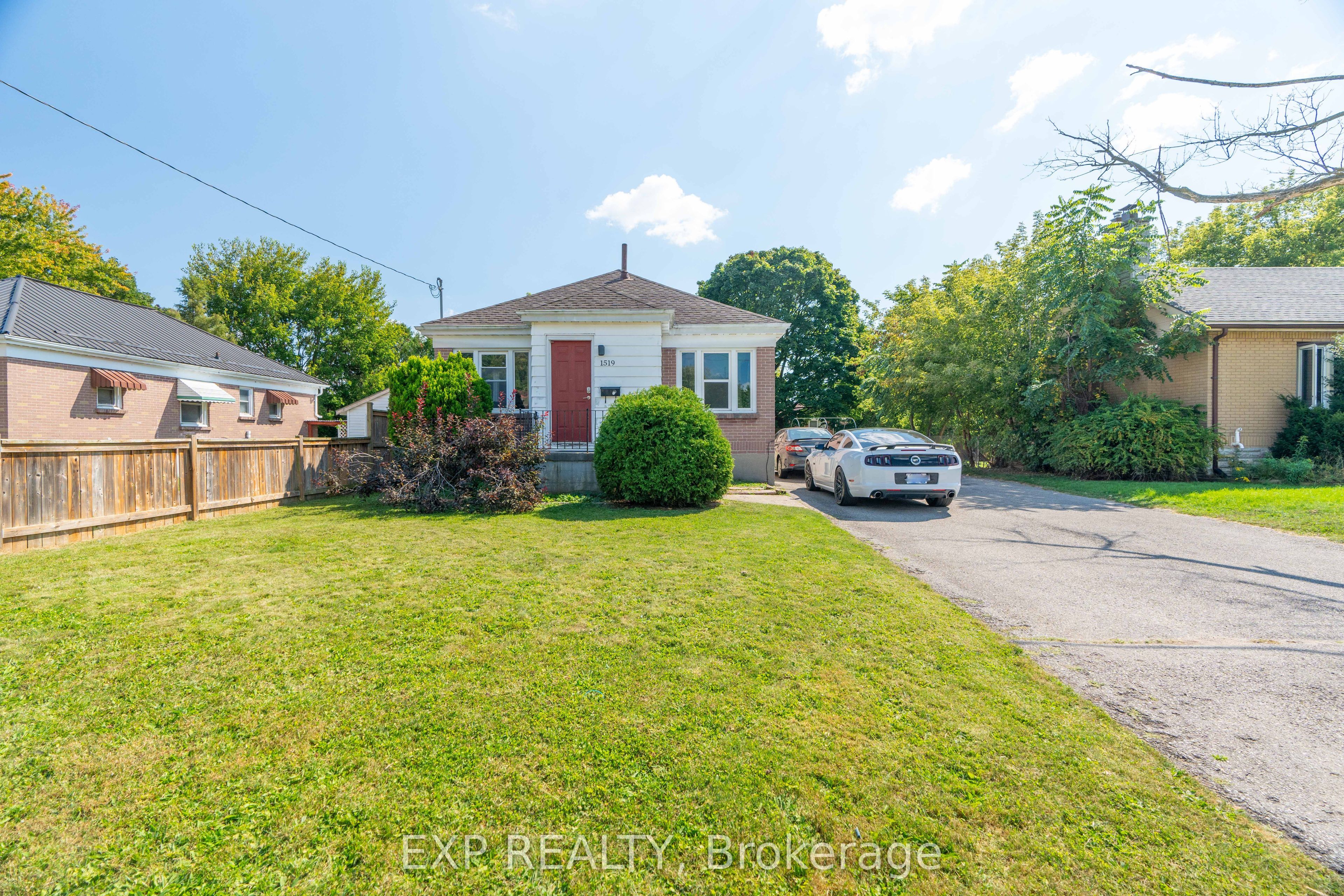 1519 Howland Avenue, London East, ON N5V 1W8 photo 2