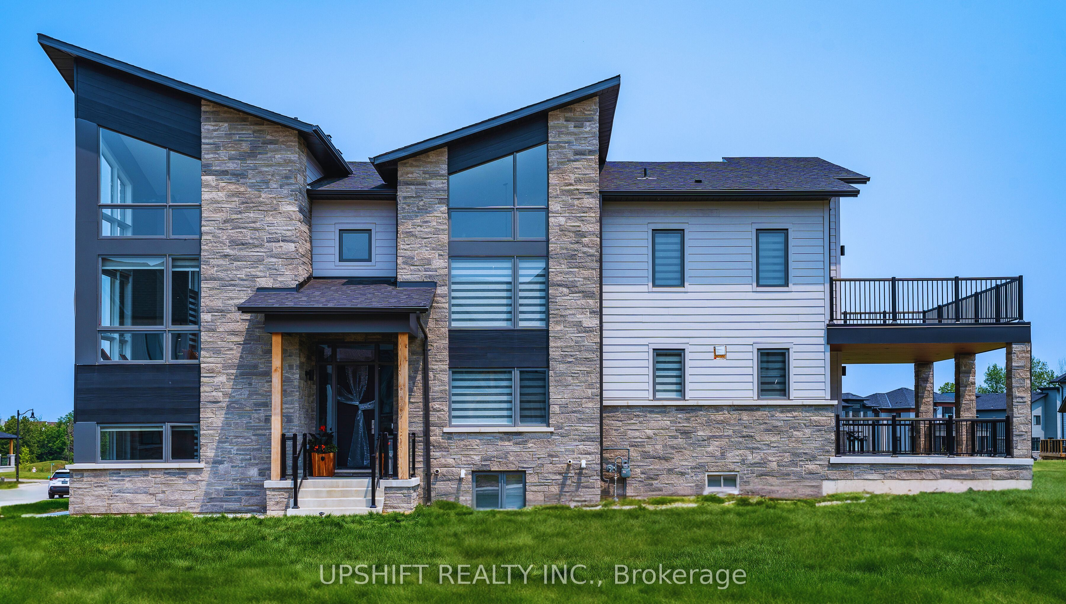 141 Springside Crescent, Blue Mountains, ON L9Y 5J6 photo 3