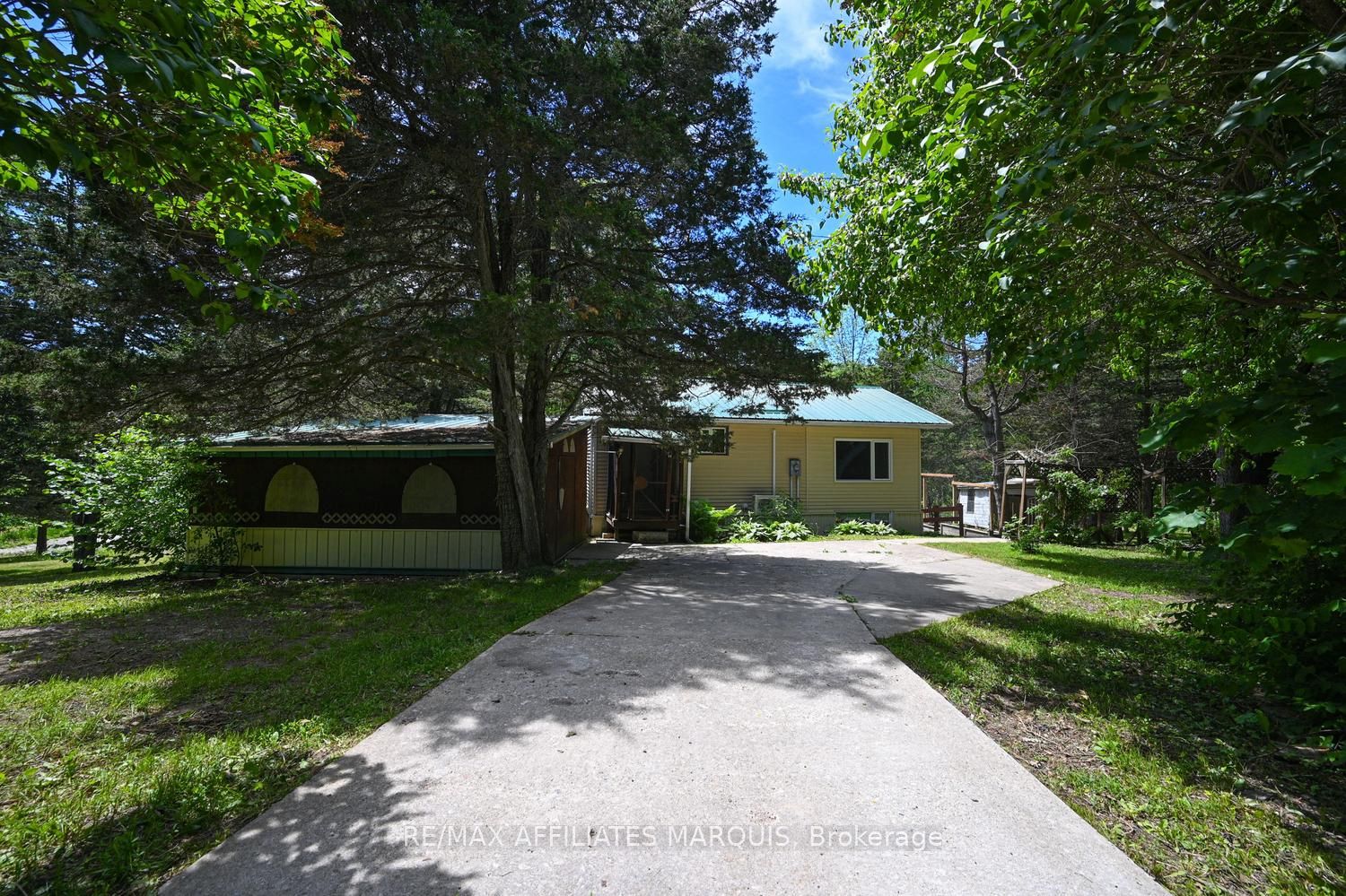 100 Coons Road, Rideau Lakes, ON K0G 1E0 photo 2