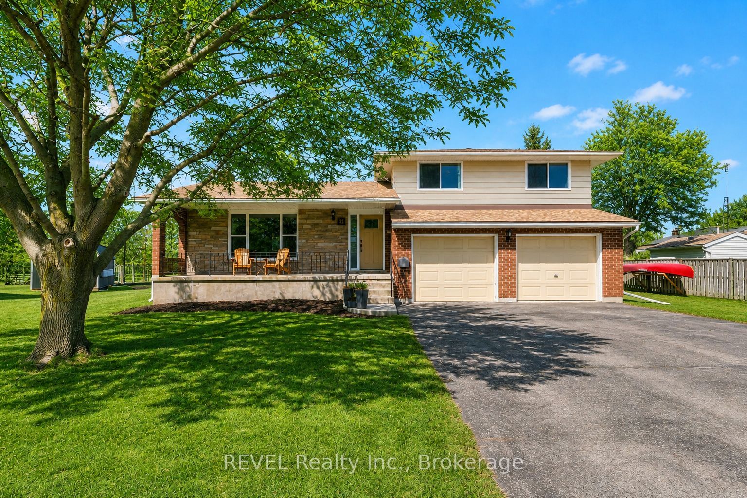 21 Lena Crescent, Port Colborne, ON L3K 5X3 photo 2