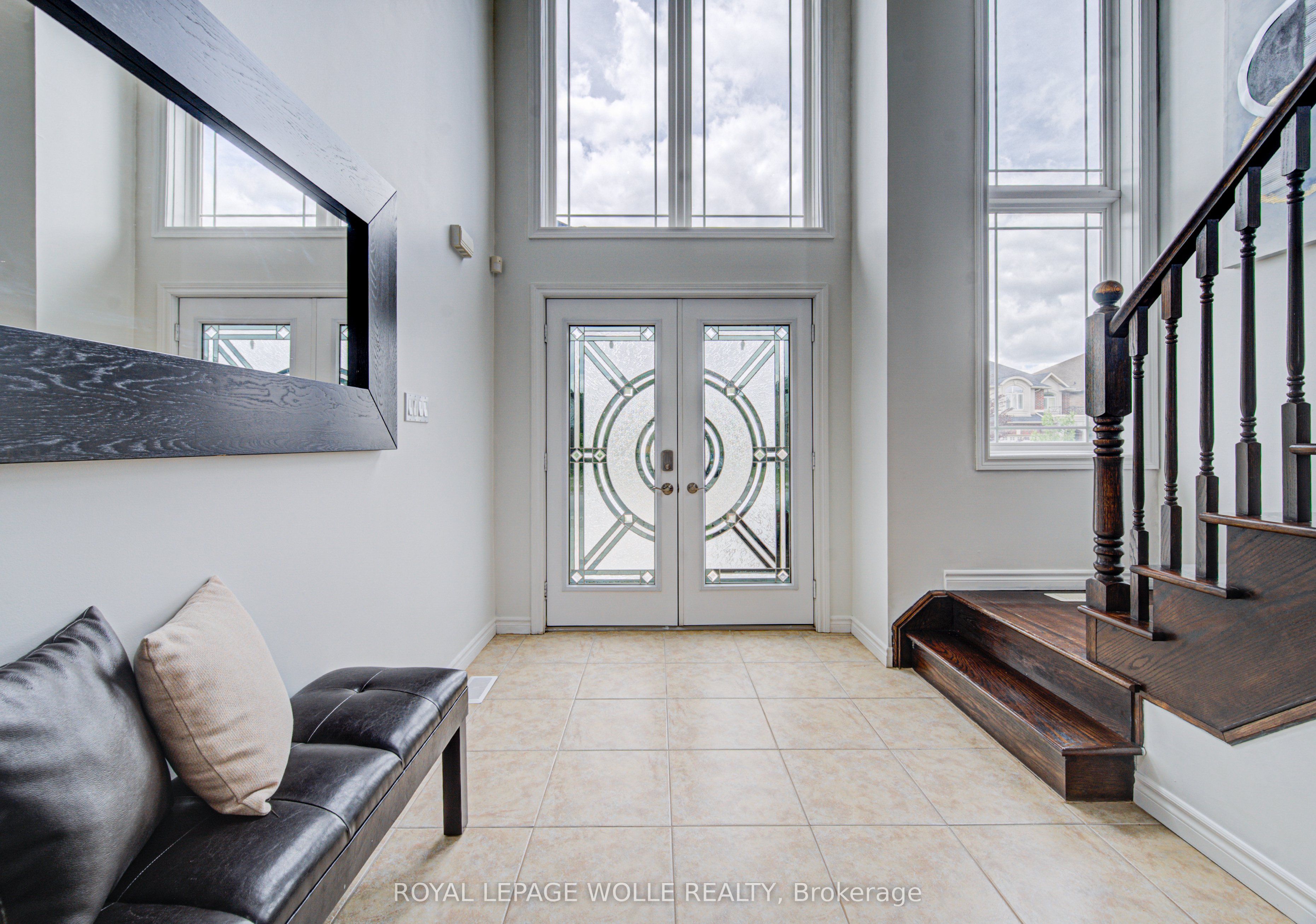 37 Davinci Boulevard, Hamilton, ON L9B 0C5 photo 4