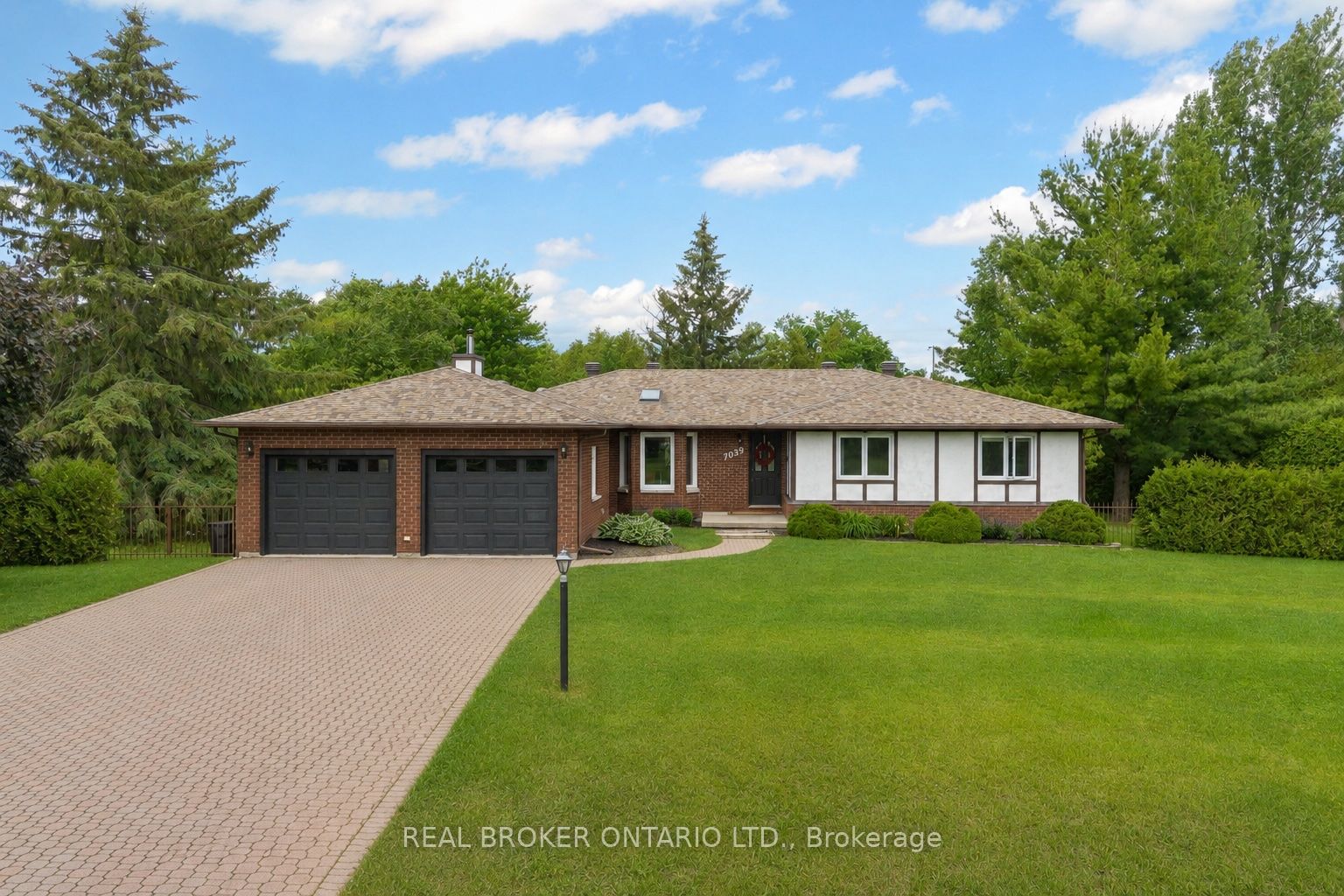 7039 Quinnfield Way, Greely - Metcalfe - Osgoode - Vernon and Area, ON K4P 1B7 photo 2