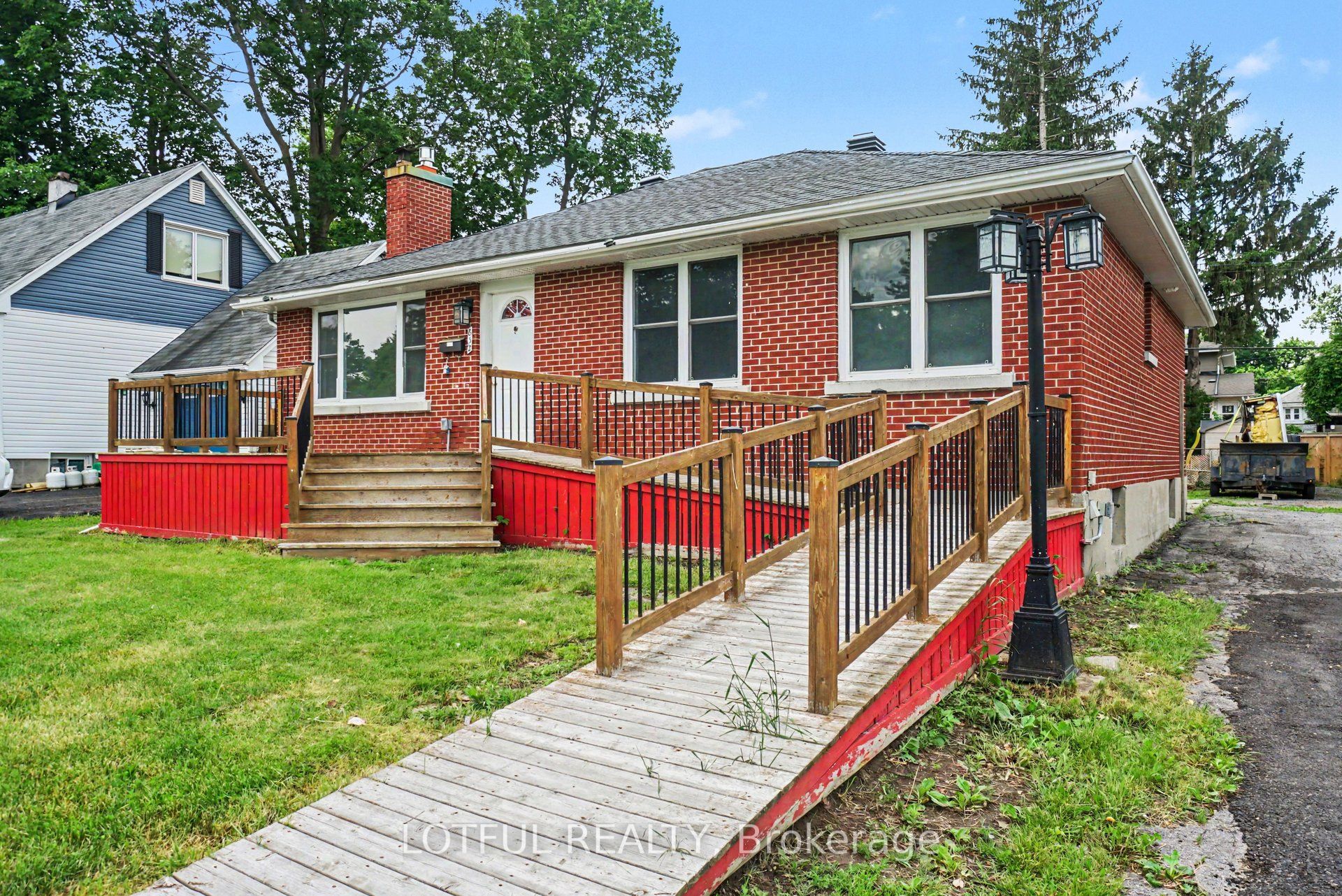 832 Rex Avenue, McKellar Heights - Glabar Park and Area, ON K2A 2P5 photo 4