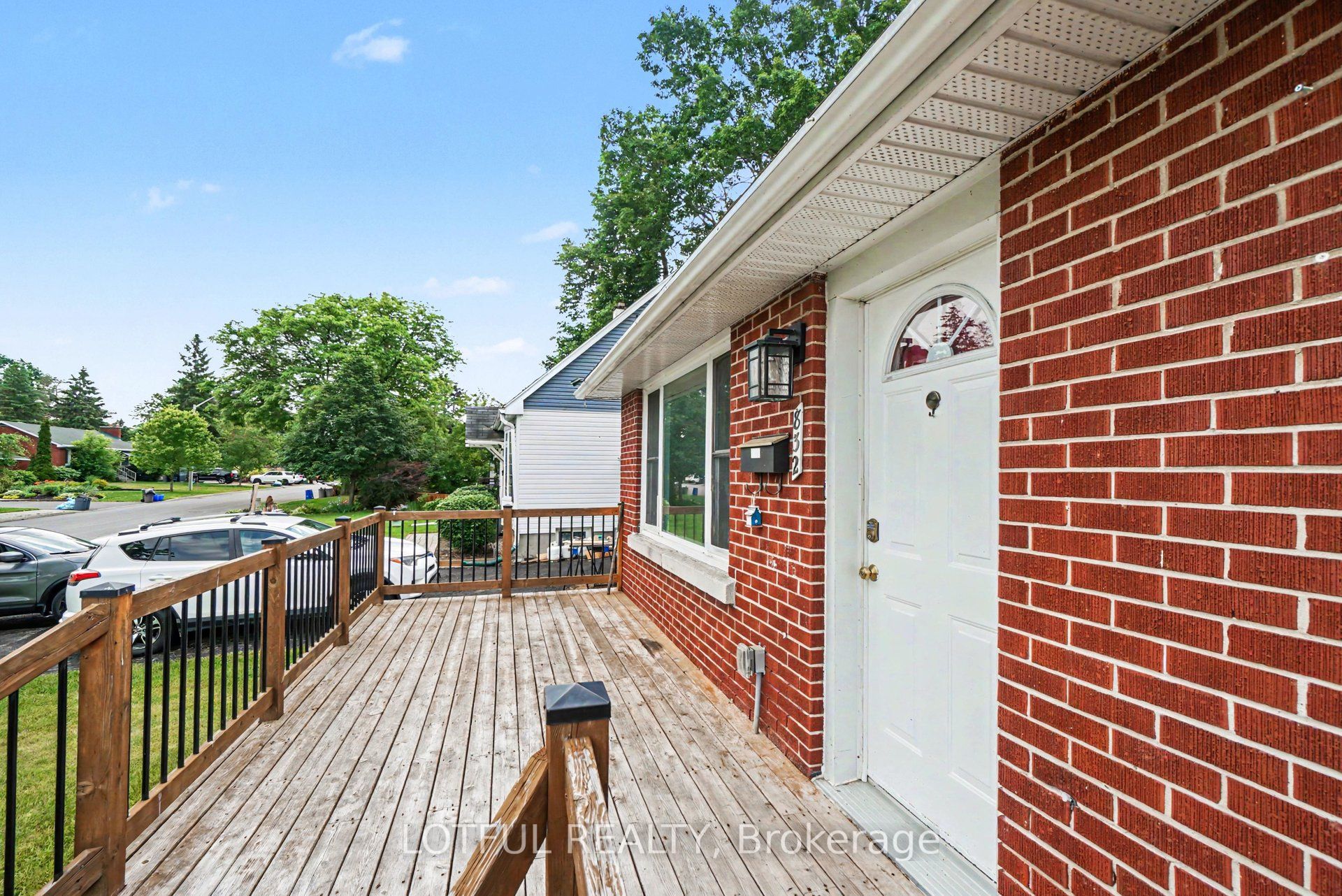 832 Rex Avenue, McKellar Heights - Glabar Park and Area, ON K2A 2P5 photo 5