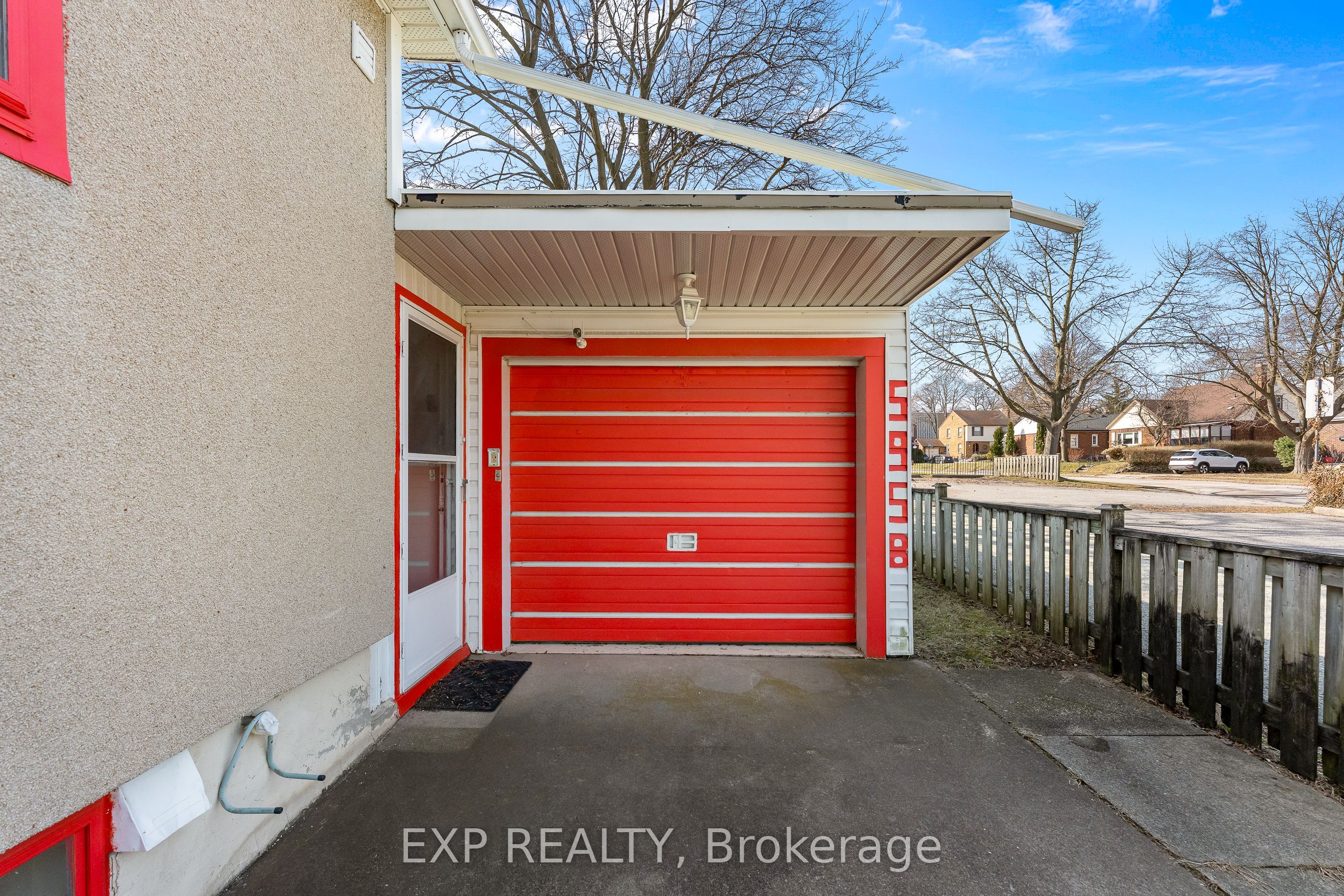 5958 Summer Street, Niagara Falls, ON L2G 1M3 photo 5