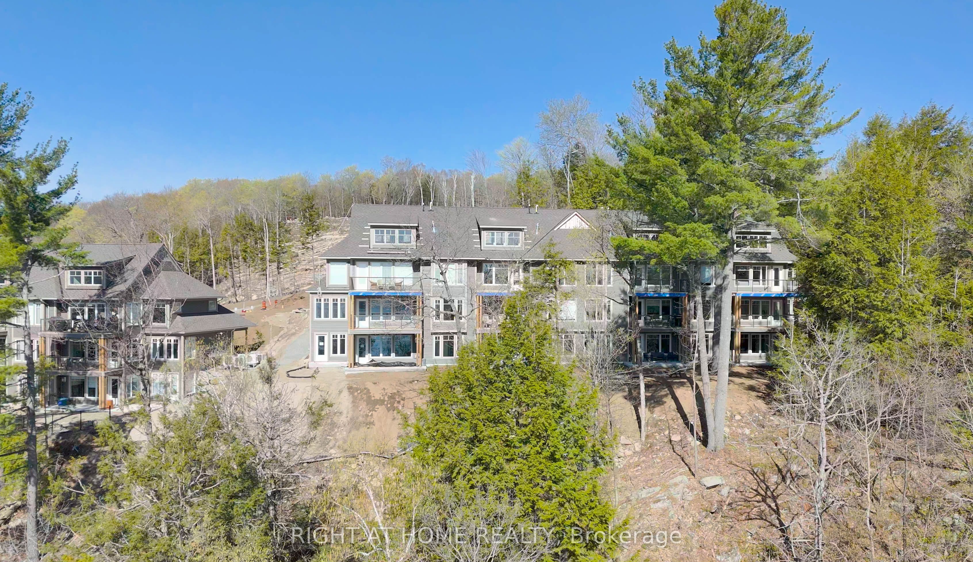 13 Tree Tops Lane 202, Huntsville, ON P1H 1B3 photo 4