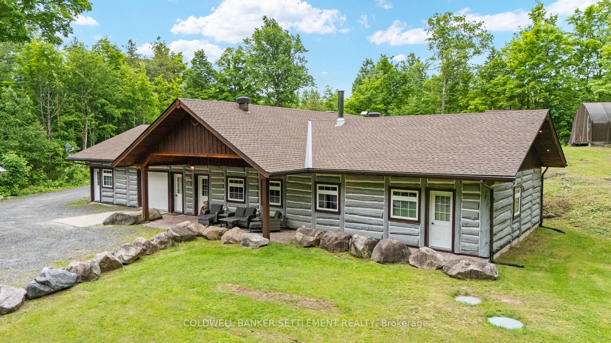 5460 McDonalds Corners Road, Lanark Highlands, ON K0G 1M0