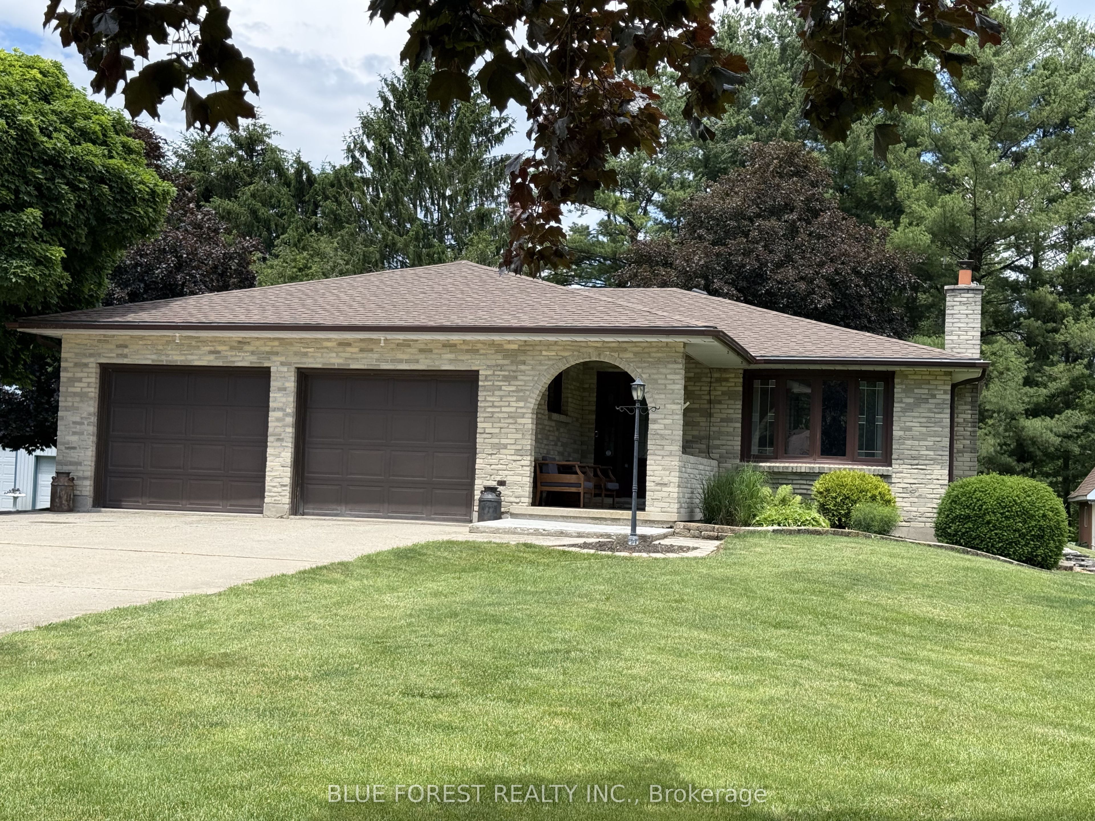 2362 Slo Pitch Road, Thames Centre, ON N0L 2B0