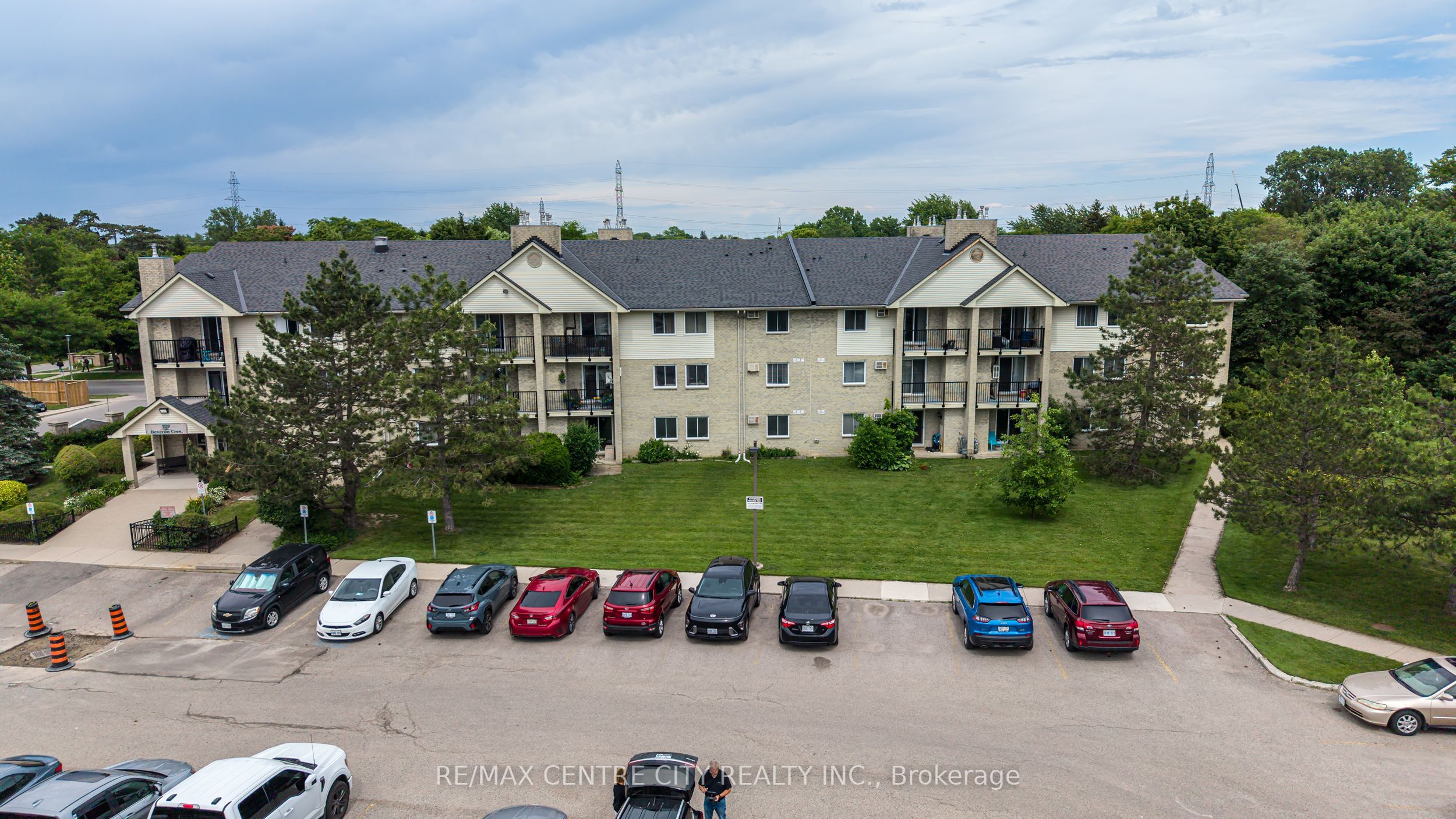 729 Deveron Crescent 309, London South, ON N5Z 4X5 photo 2