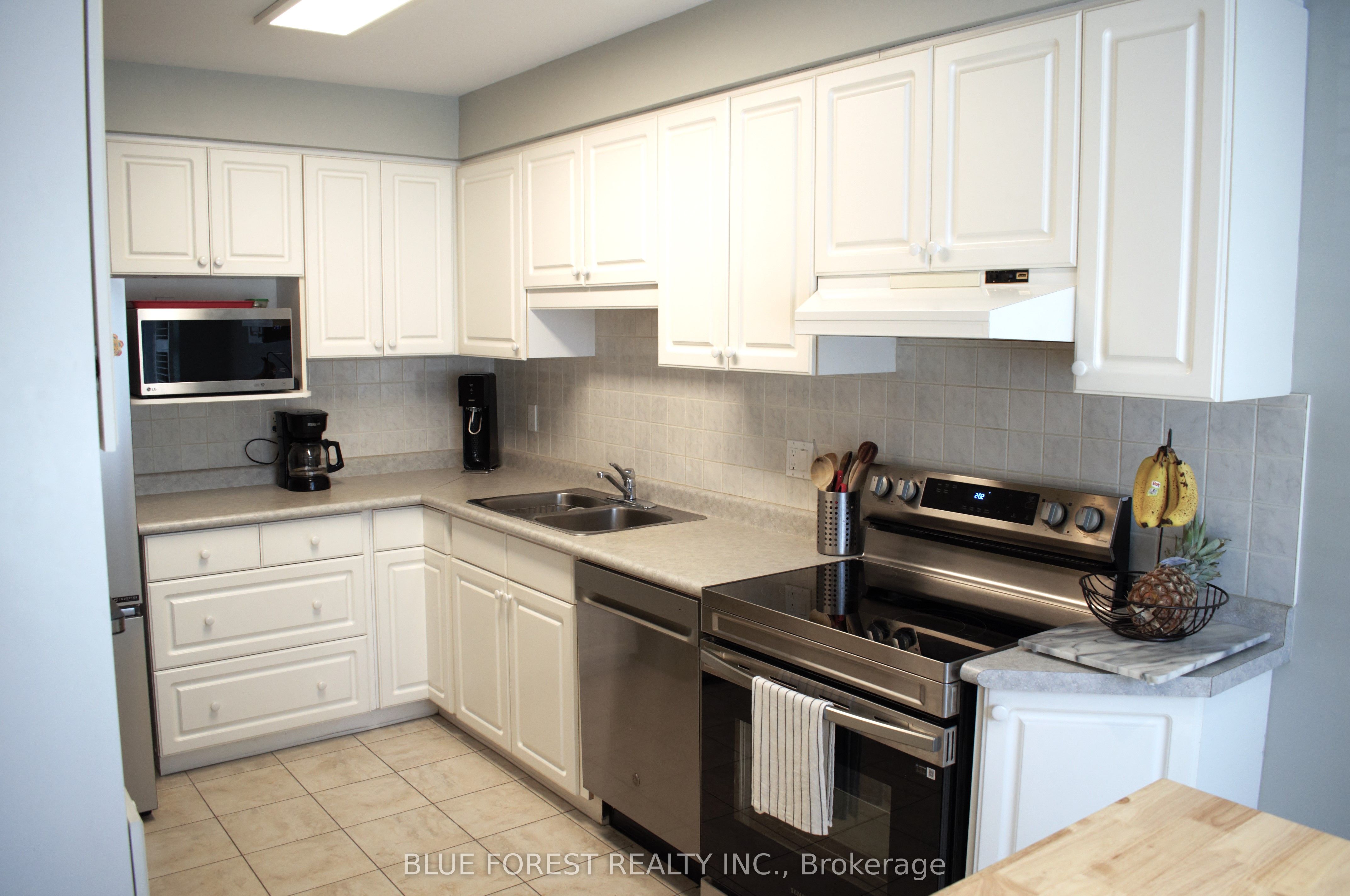 410 Ambleside Drive 3, London North, ON N6G 4Y3 photo 4