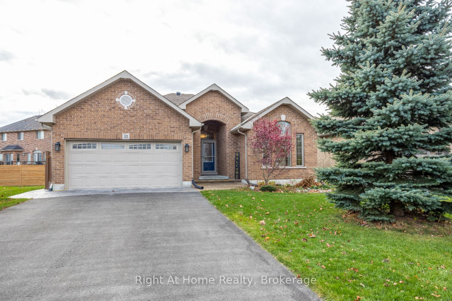22 Lavender Place, Belleville, ON K8P 0B9