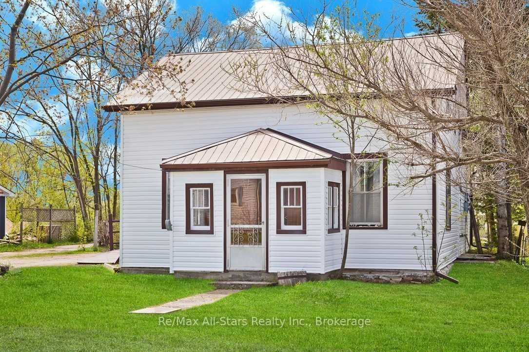 40 Elliot Street, Kawartha Lakes, ON K0M 1N0 photo 2