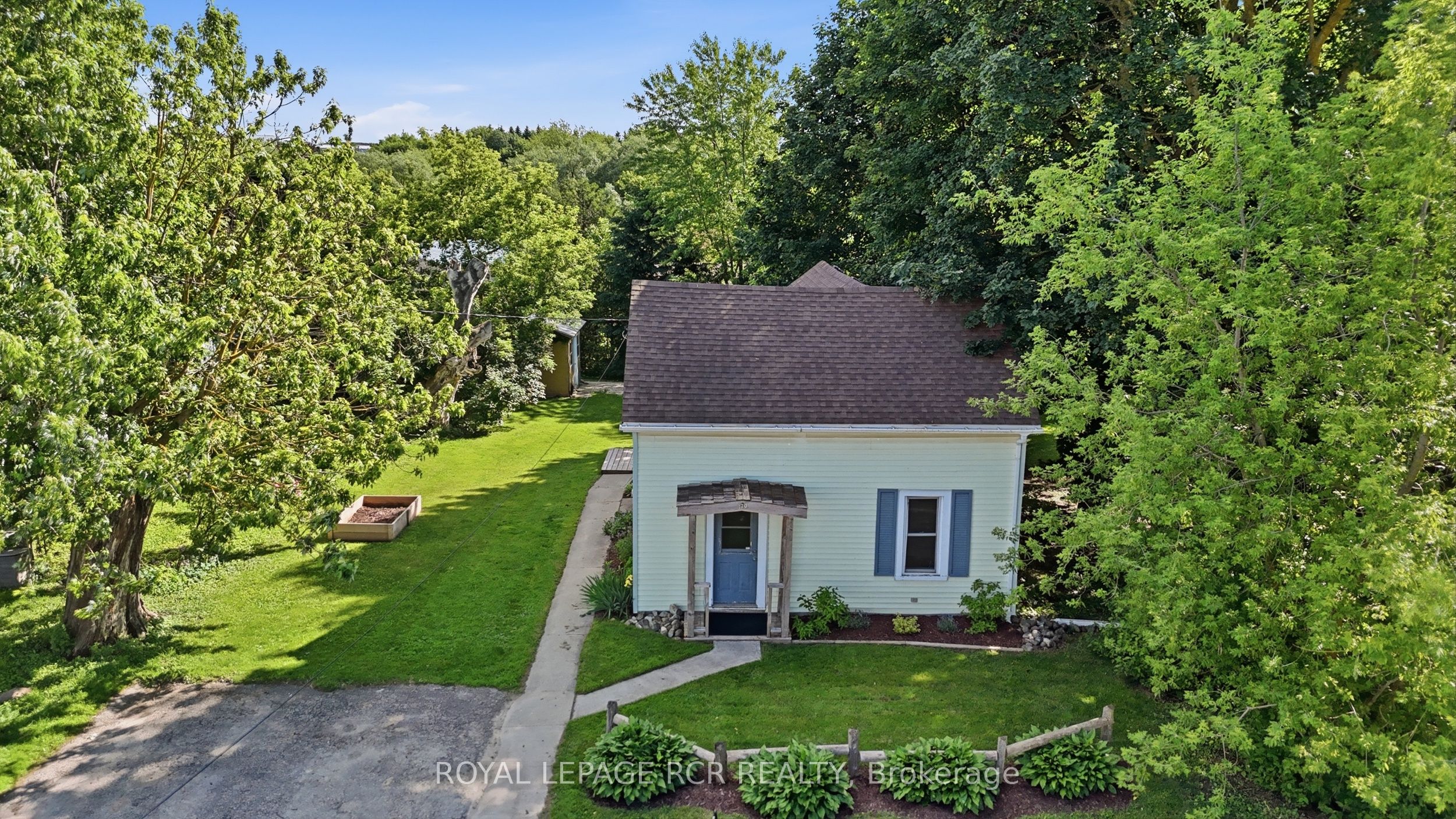 170 Edward Street, Wellington North, ON N0G 1A0 photo 2