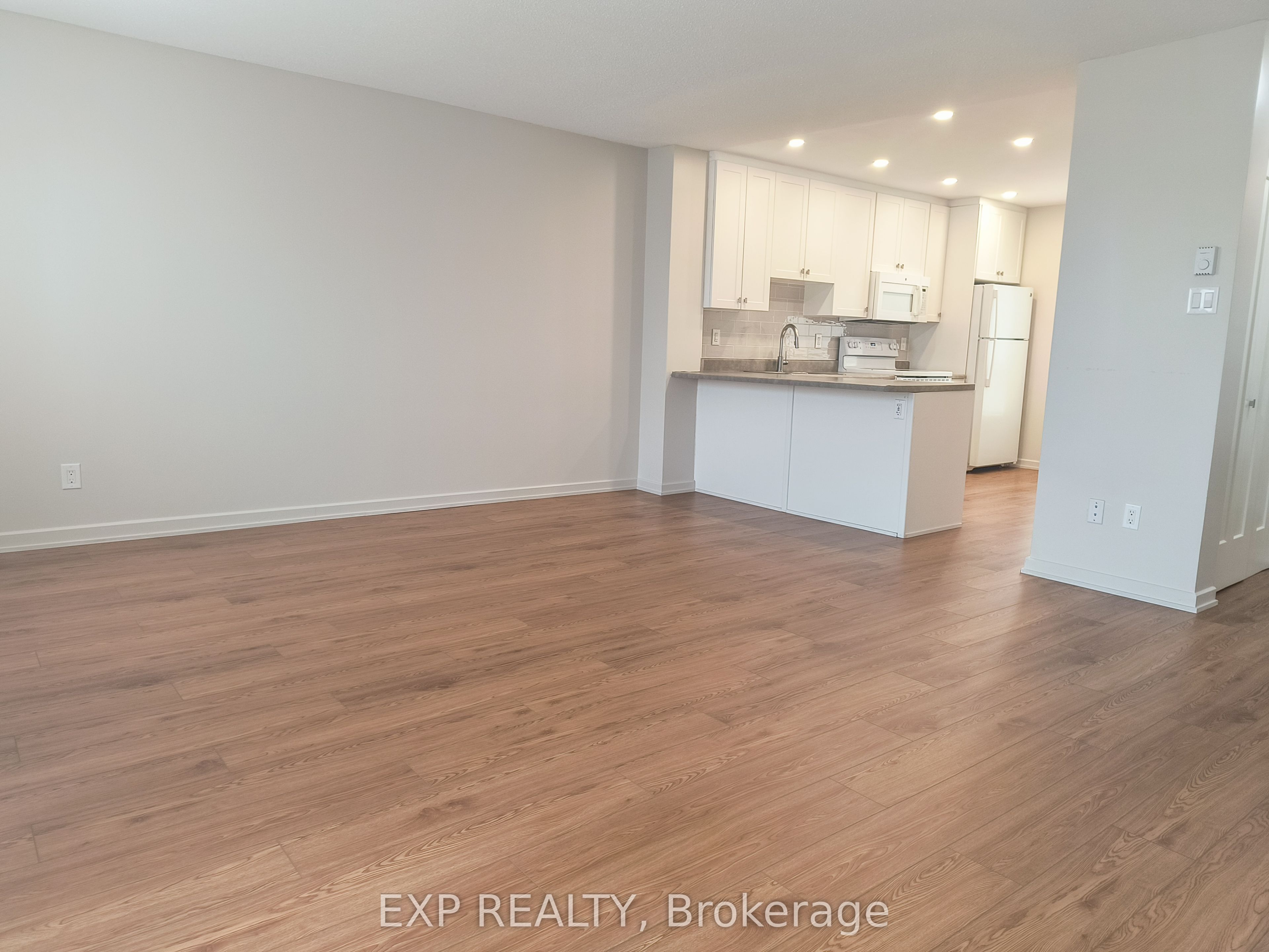971 Gulf Place 6, Overbrook - Castleheights and Area, ON K1K 3X9 photo 4