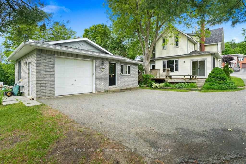 35 William Street, Parry Sound, ON P2A 1V2 photo 3