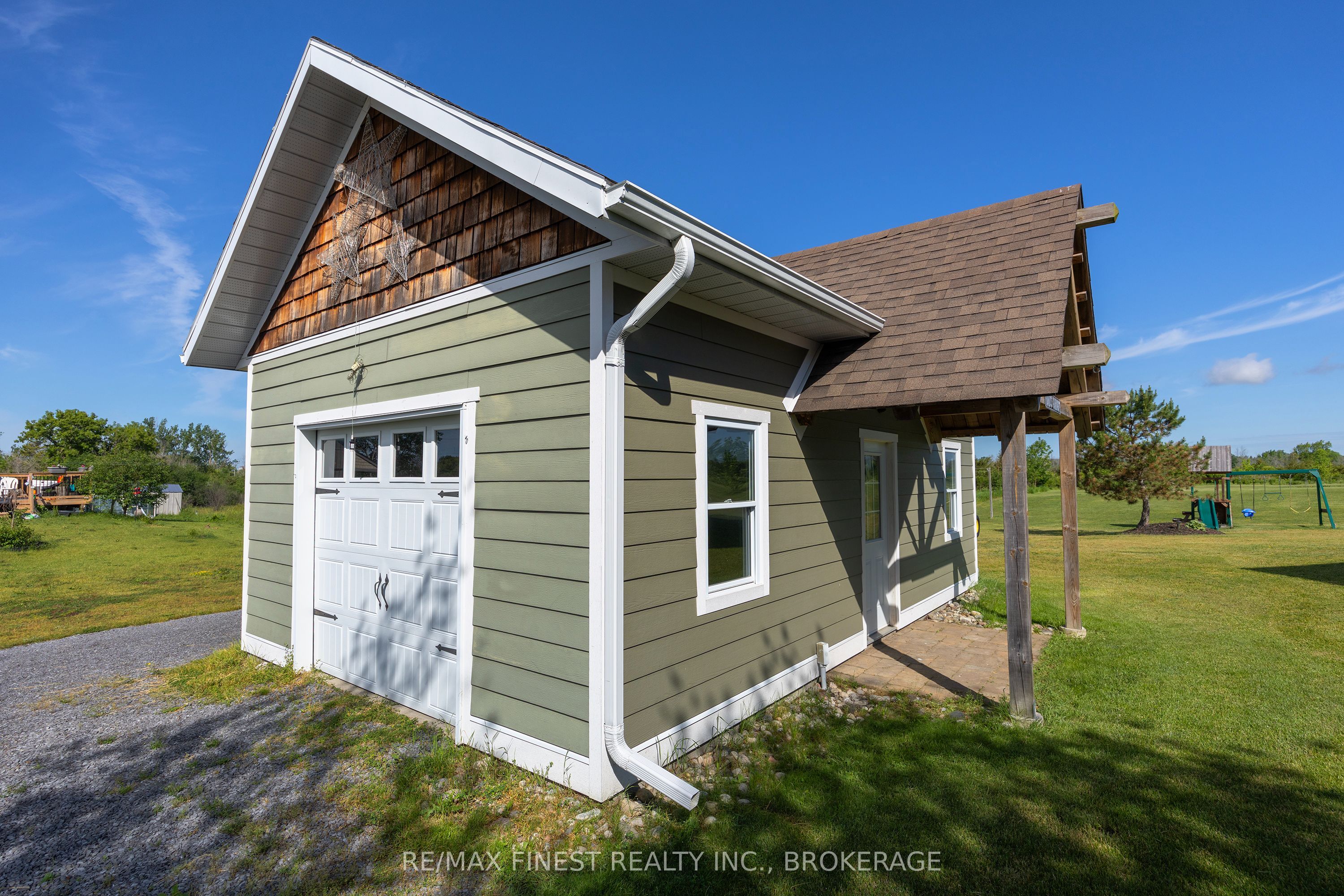 1247 Millhaven Road, Loyalist, ON K0H 2H0 photo 5