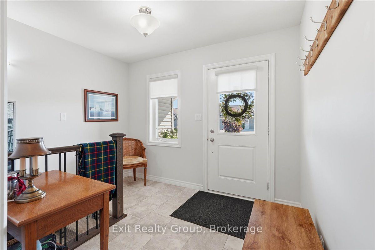 30 Sandhu Crescent, Belleville, ON K8P 0G6 photo 4