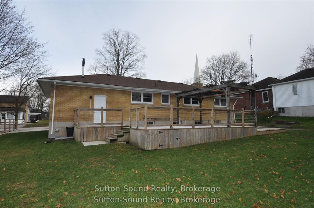10 Brownlee Street S, South Bruce, ON N0G 2S0 photo 4