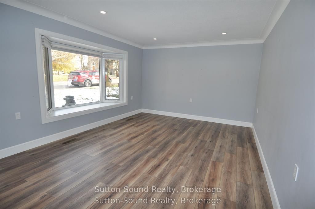 10 Brownlee Street S, South Bruce, ON N0G 2S0 photo 5