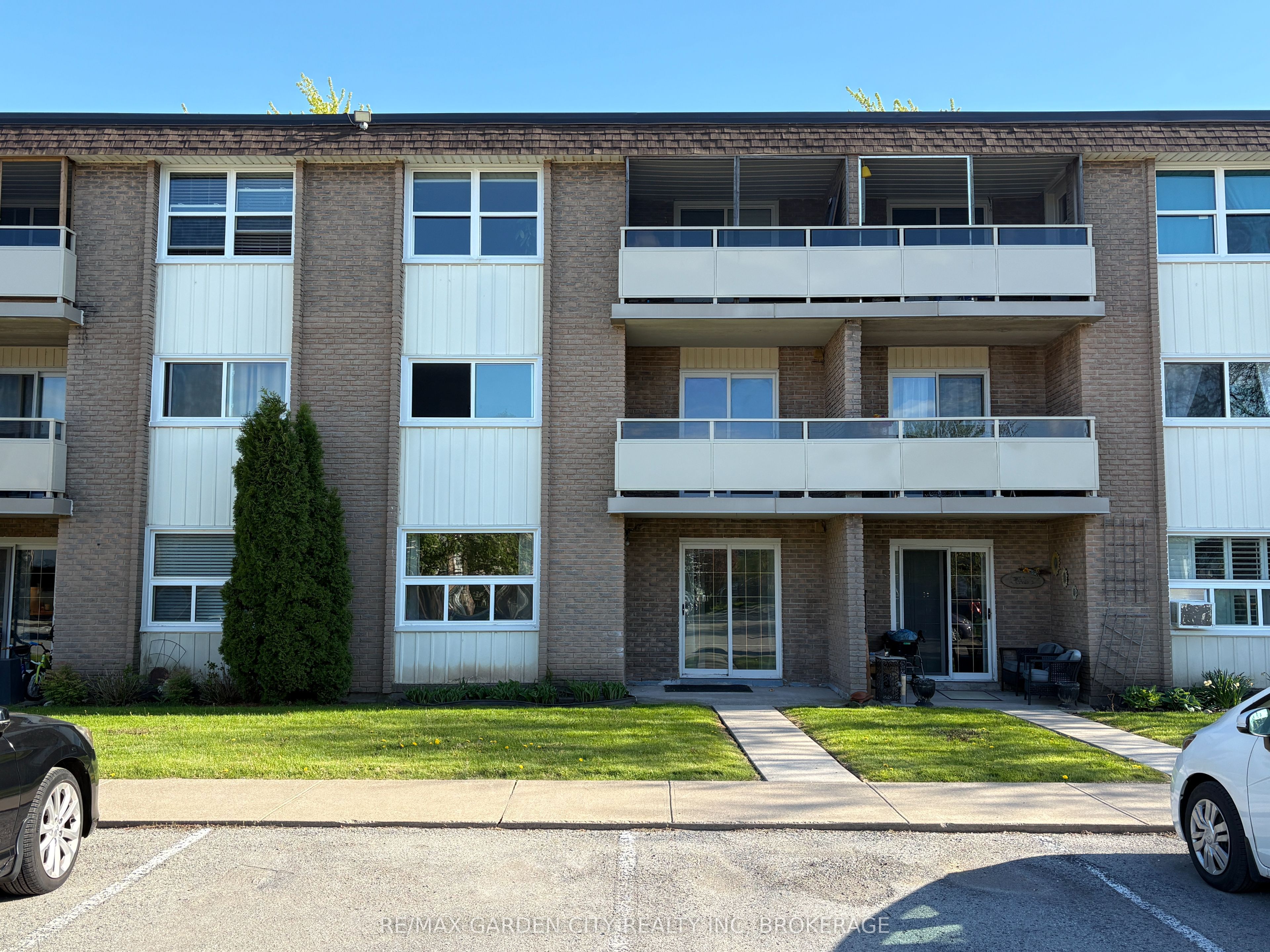 41 Rykert Street 311, St. Catharines, ON L2S 3A4 photo 2