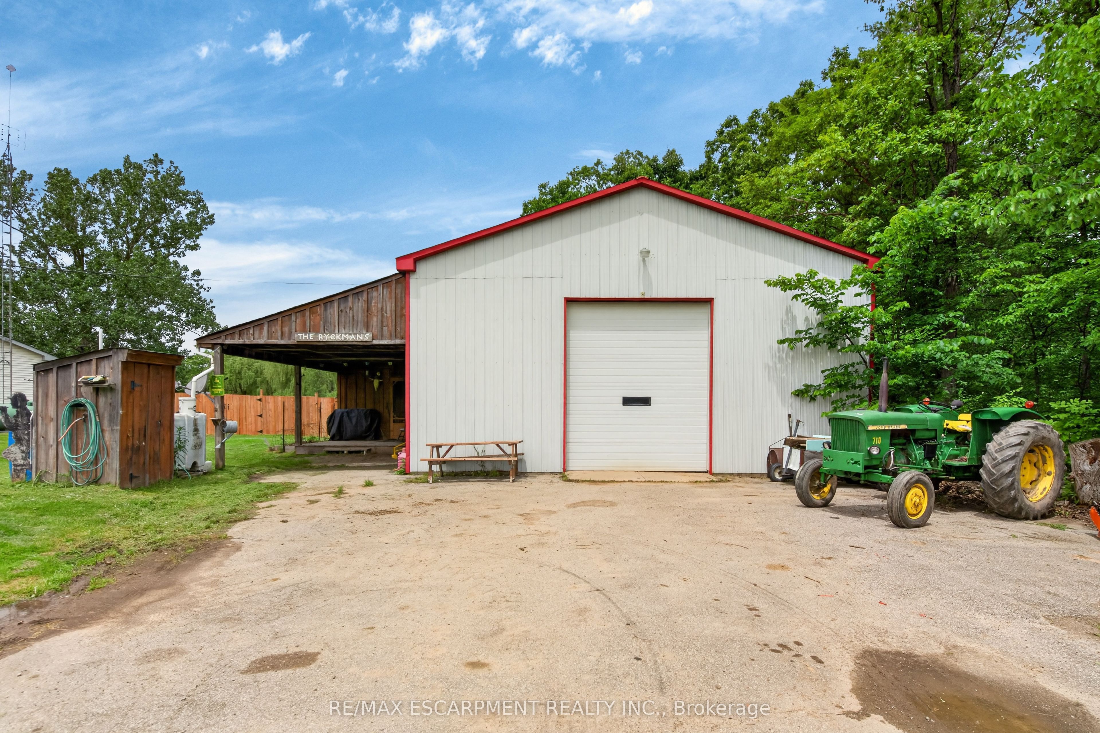 8223 Concession 5 Road, West Lincoln, ON L0R 1E0 photo 3