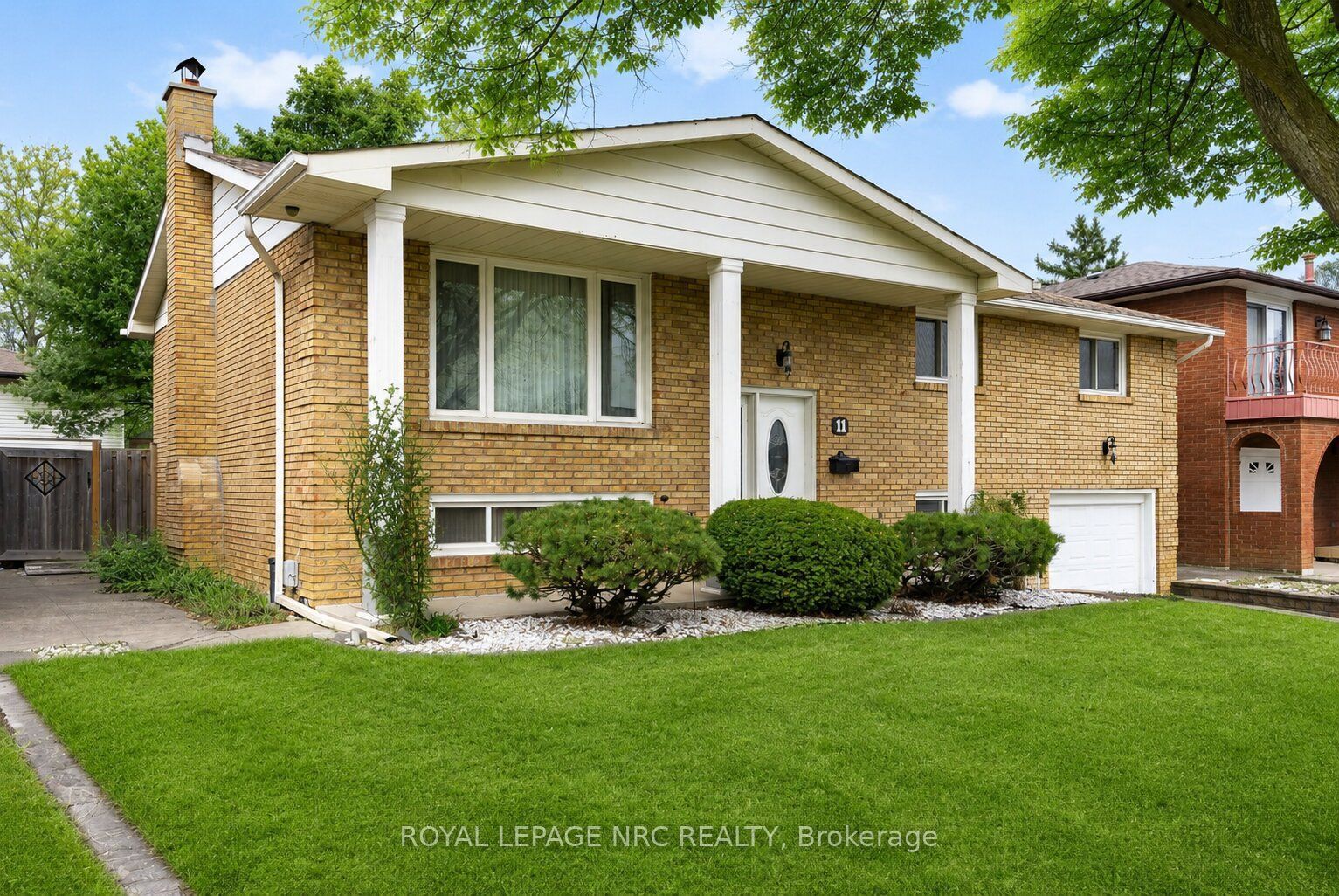 11 PINARD Street, Hamilton, ON L8K 6G8 photo 4