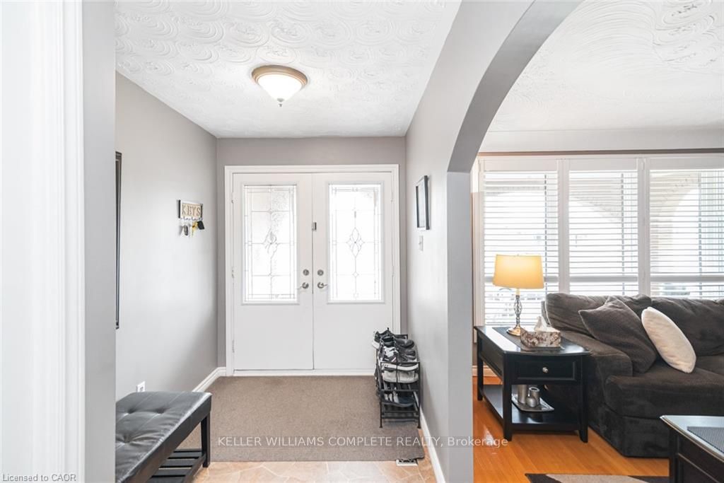 366 BERKINDALE Drive, Hamilton, ON L8E 3T8 photo 4