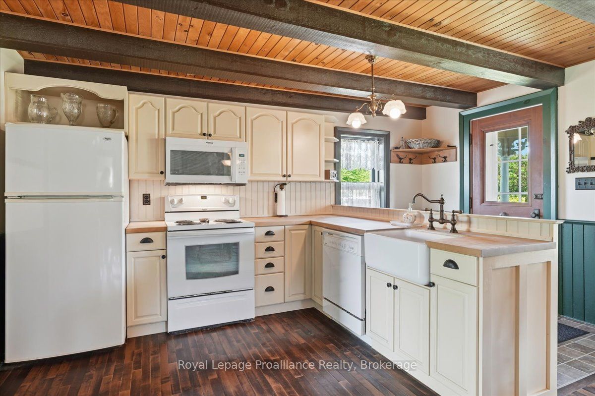 1539 E Hungerford Road, Tweed, ON K0K 3J0 photo 5