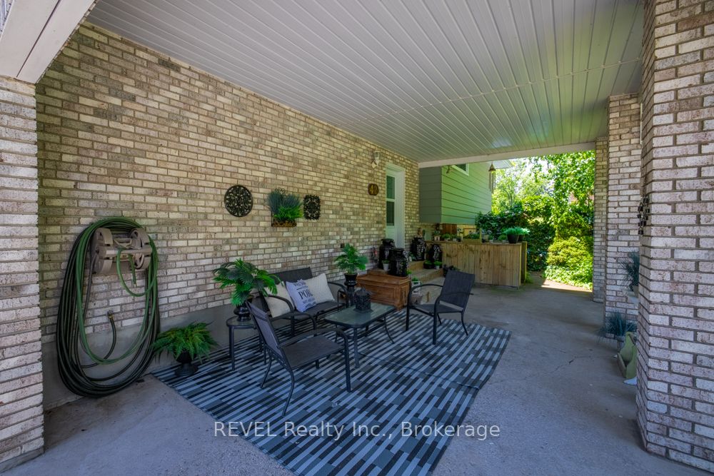 42 St George Court, Fort Erie, ON L0S 1B0 photo 3
