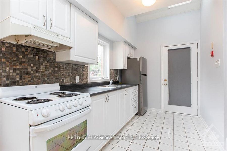 450 Maclaren Street 11, Ottawa Centre, ON K1R 5K6 photo 5