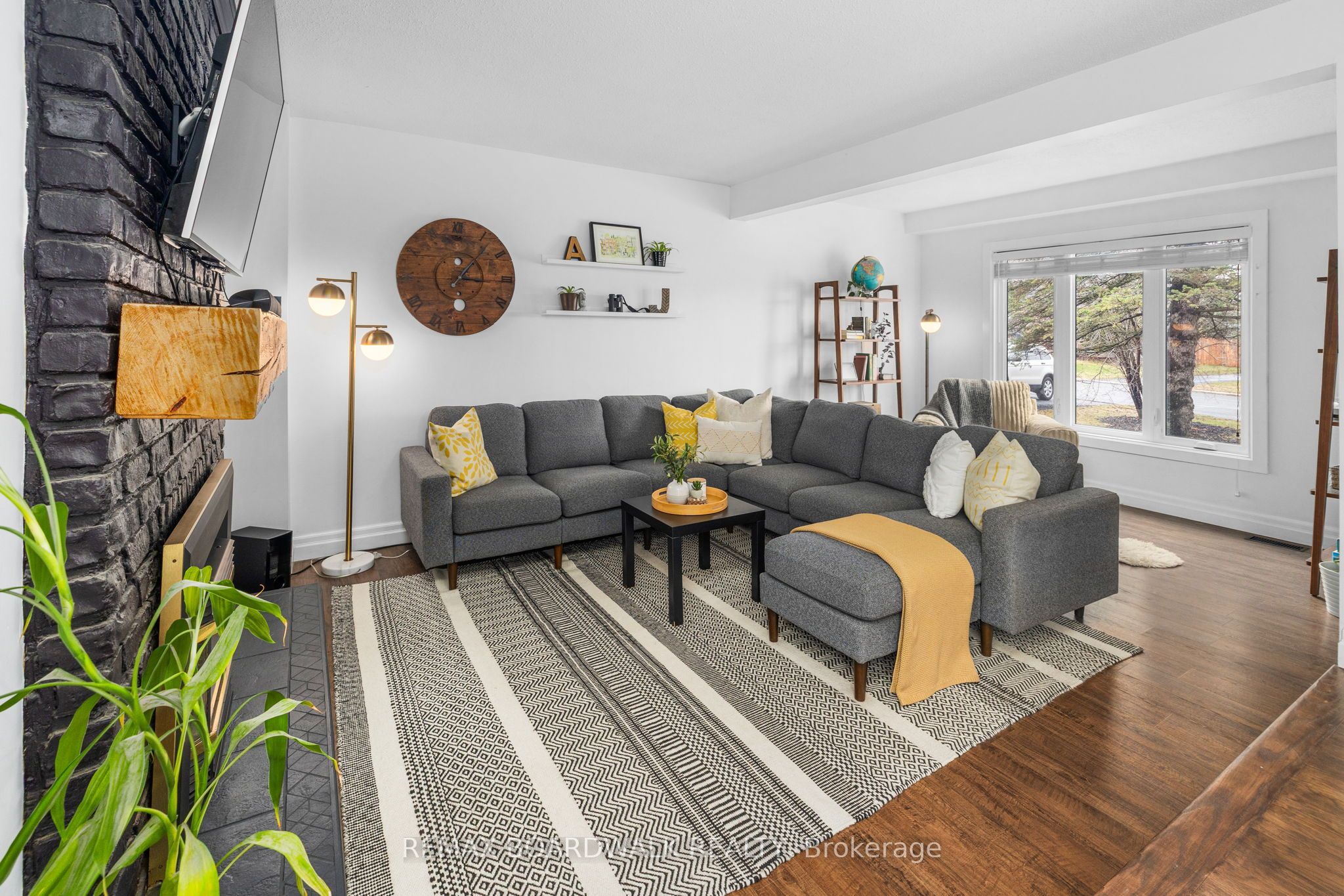 5 Clay Street, Mississippi Mills, ON K0A 1A0 photo 3