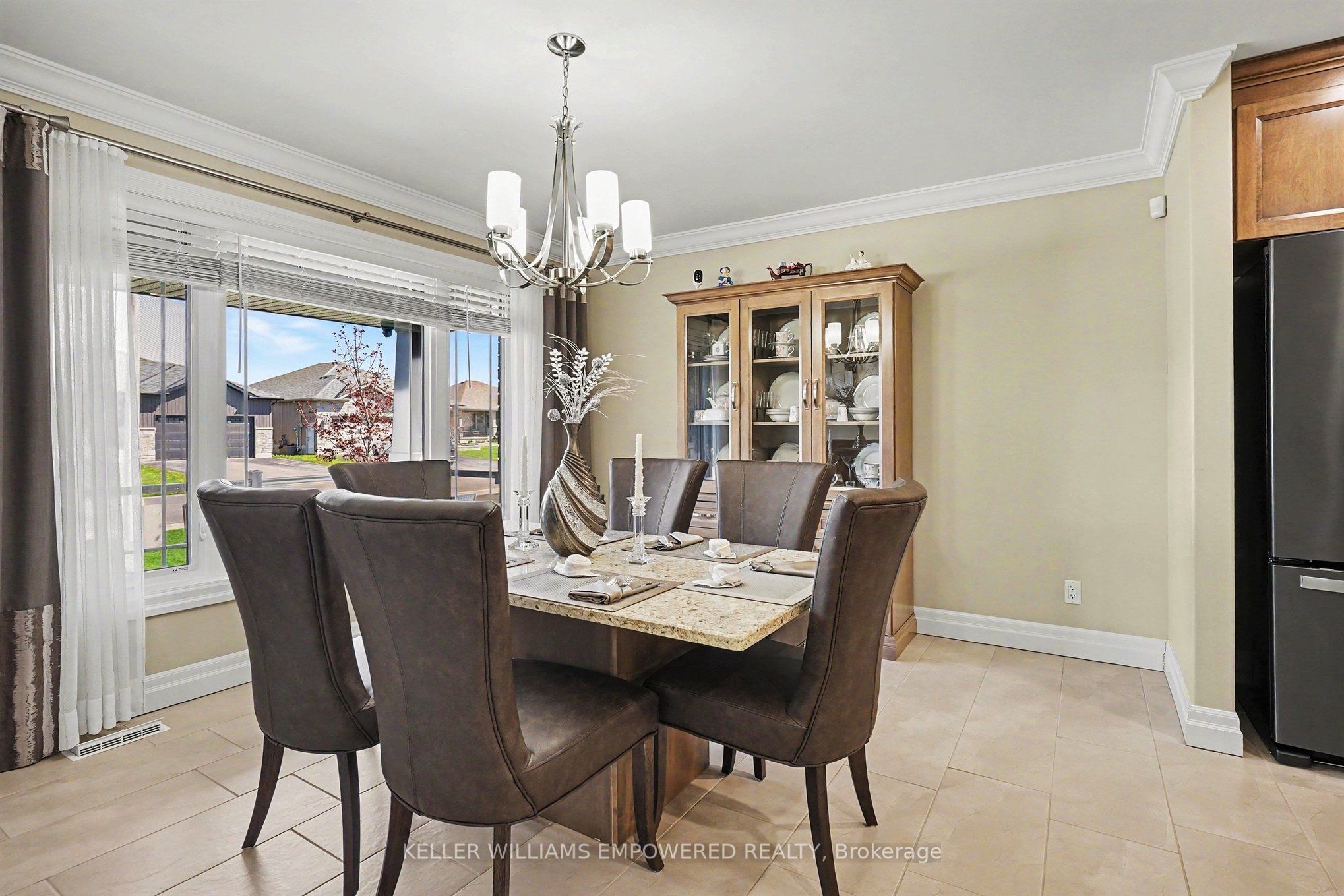 7 Gavin Crescent, Quinte West, ON K8V 0H2 photo 5
