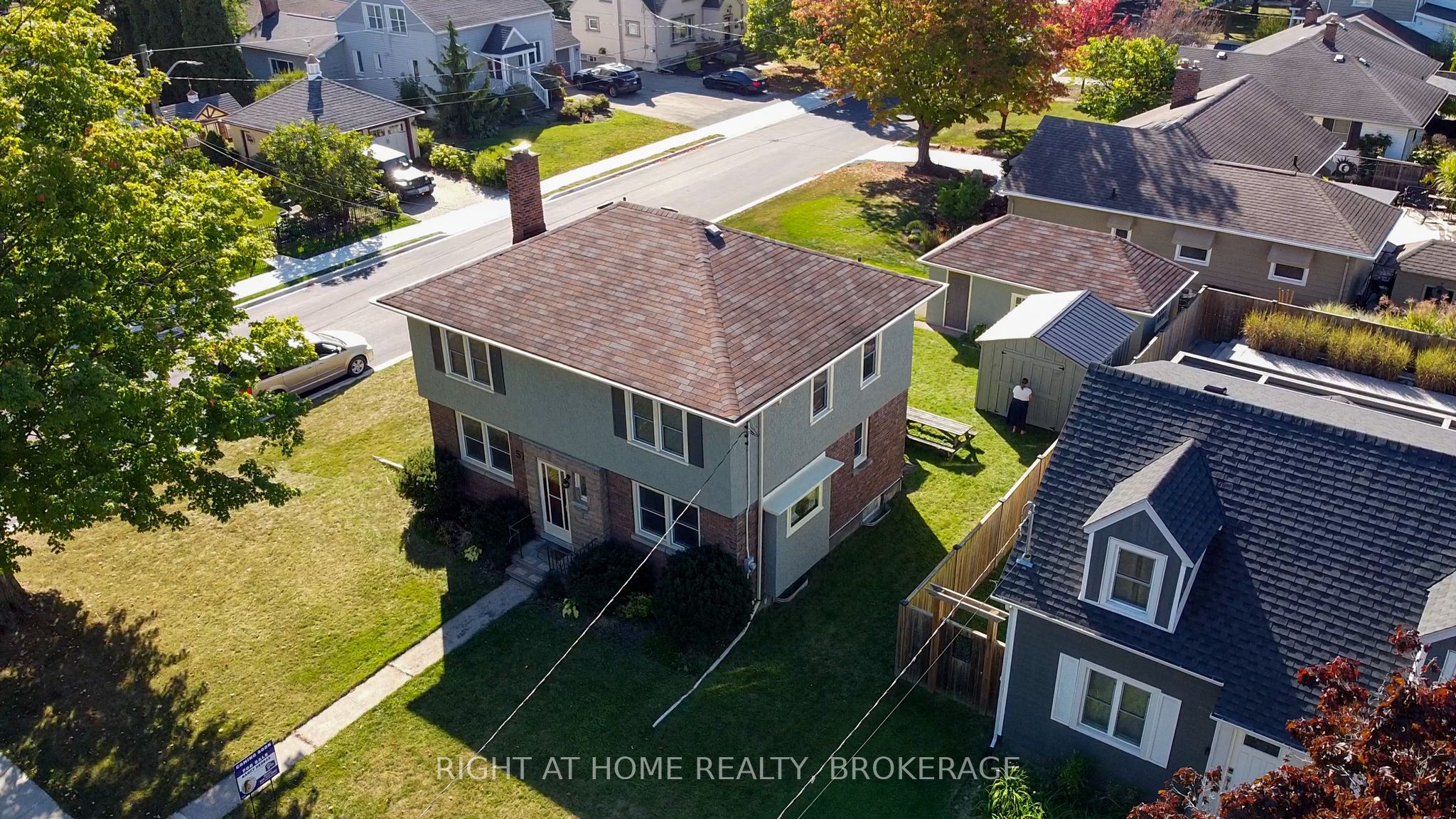 57 Edgar Street, Welland, ON L3C 1S6 photo 2