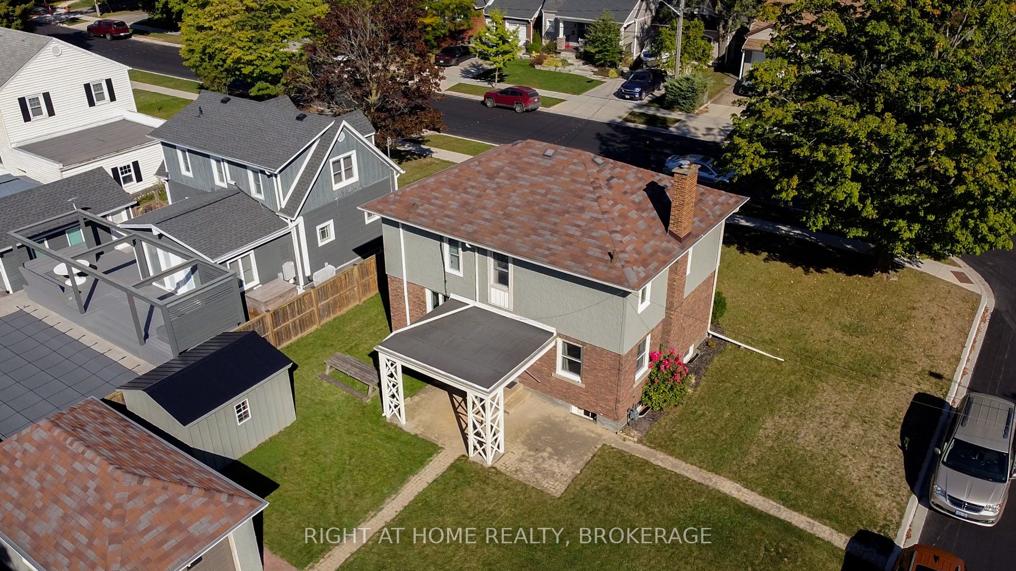 57 Edgar Street, Welland, ON L3C 1S6 photo 3