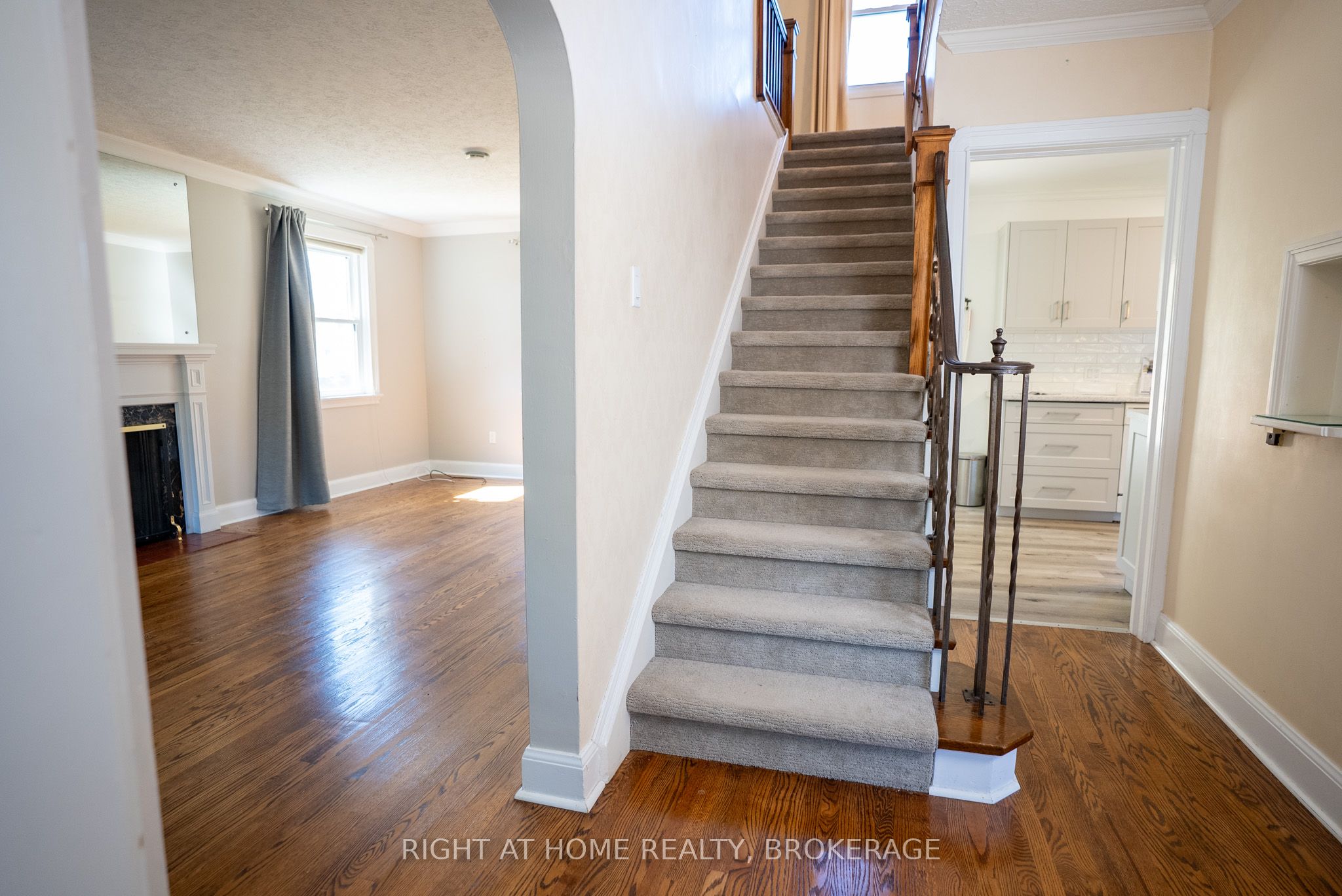 57 Edgar Street, Welland, ON L3C 1S6 photo 5