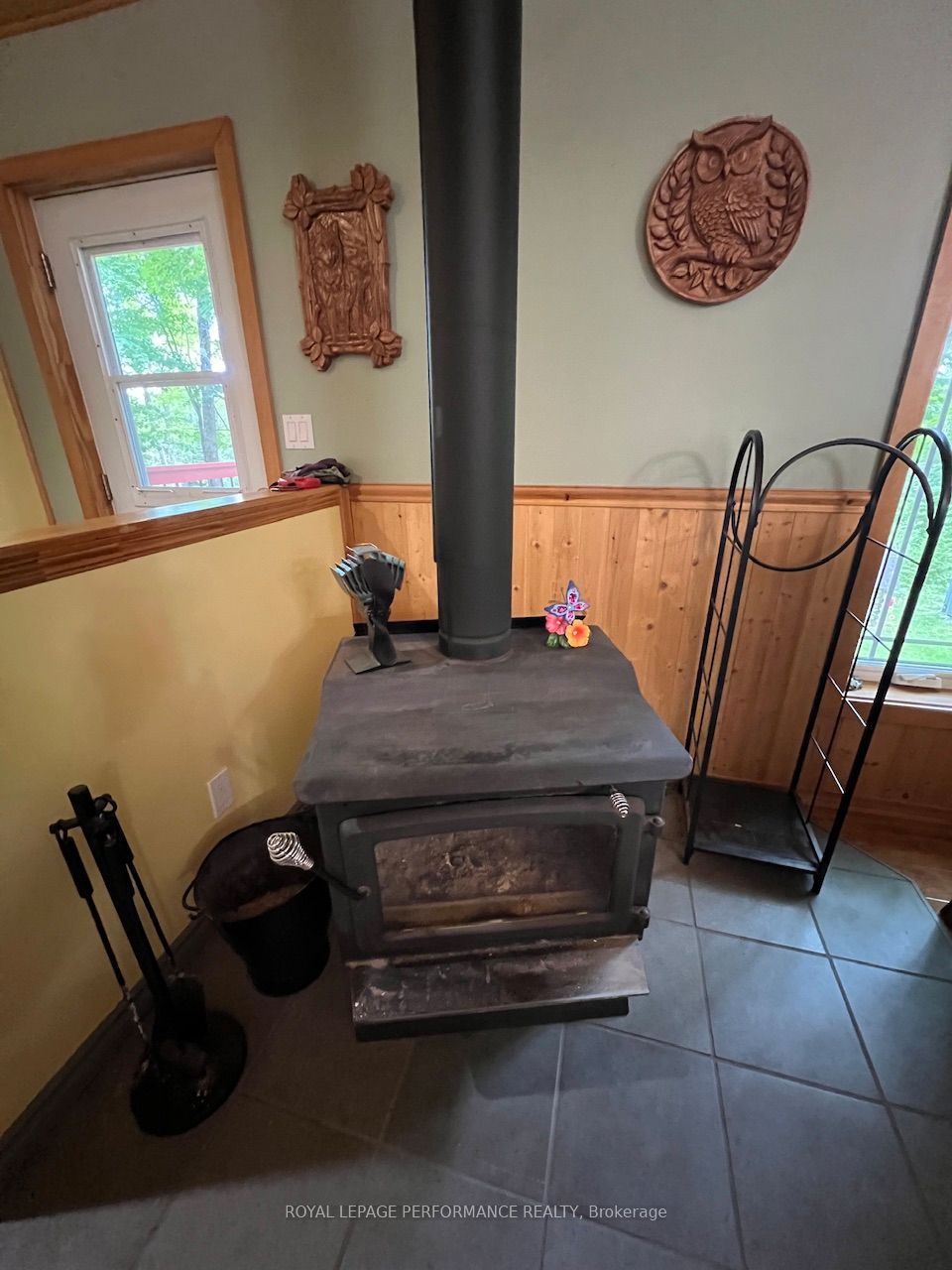 253 LACOURSE Lane, Lanark Highlands, ON K0A 3L0 photo 5