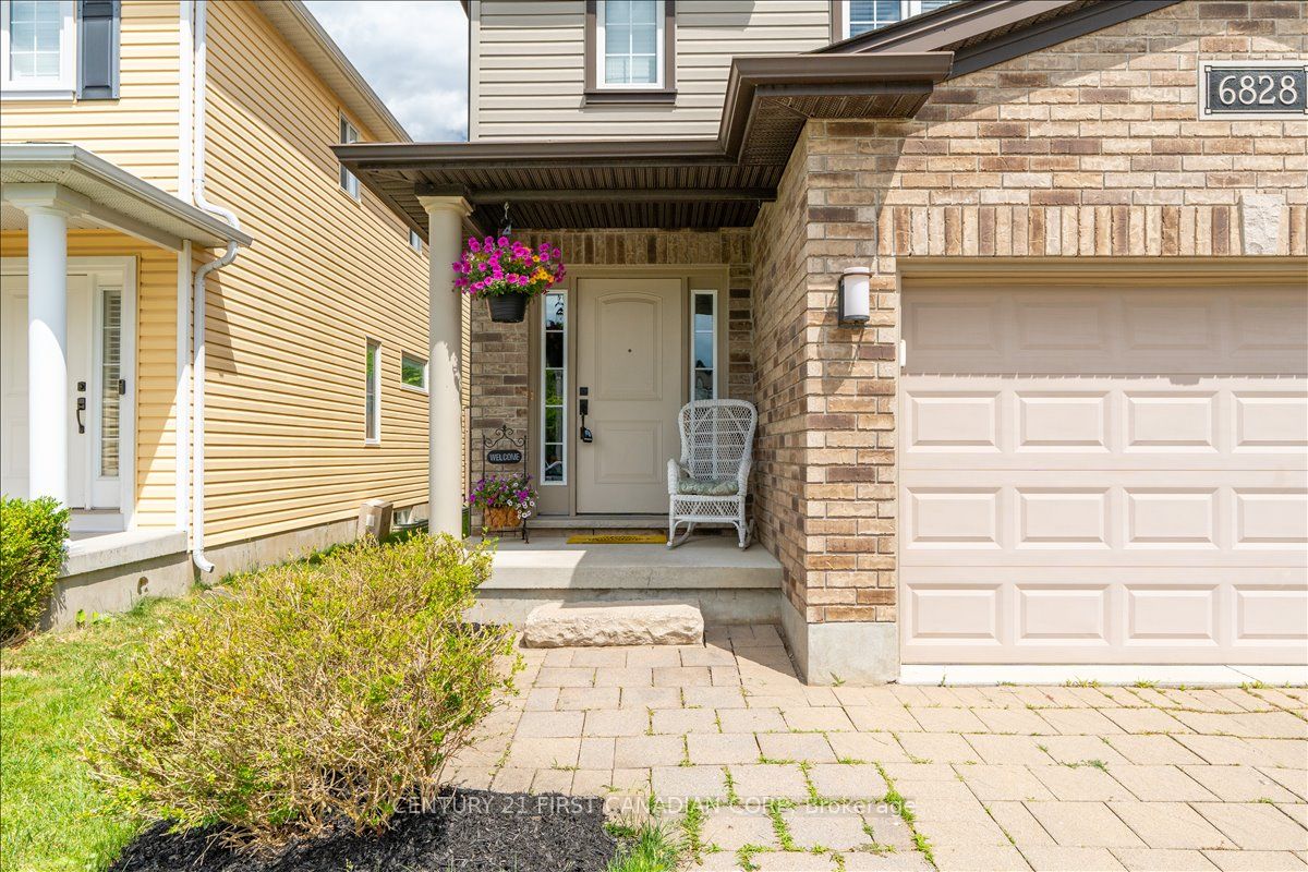 6828 Vallas Circle, London South, ON N6P 0B5 photo 4
