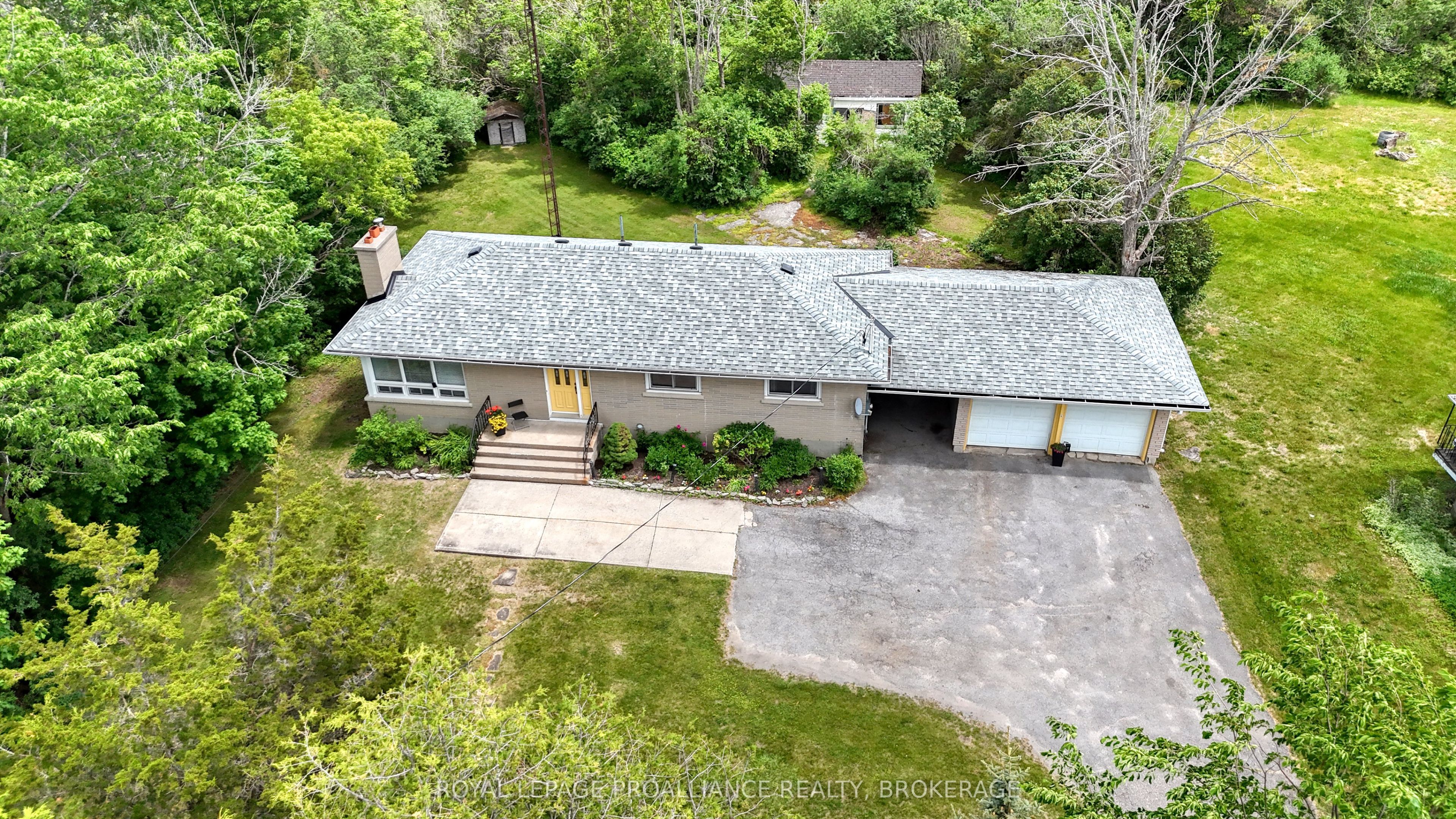 1912 Sydenham Road, Kingston, ON K7L 4V4 photo 4