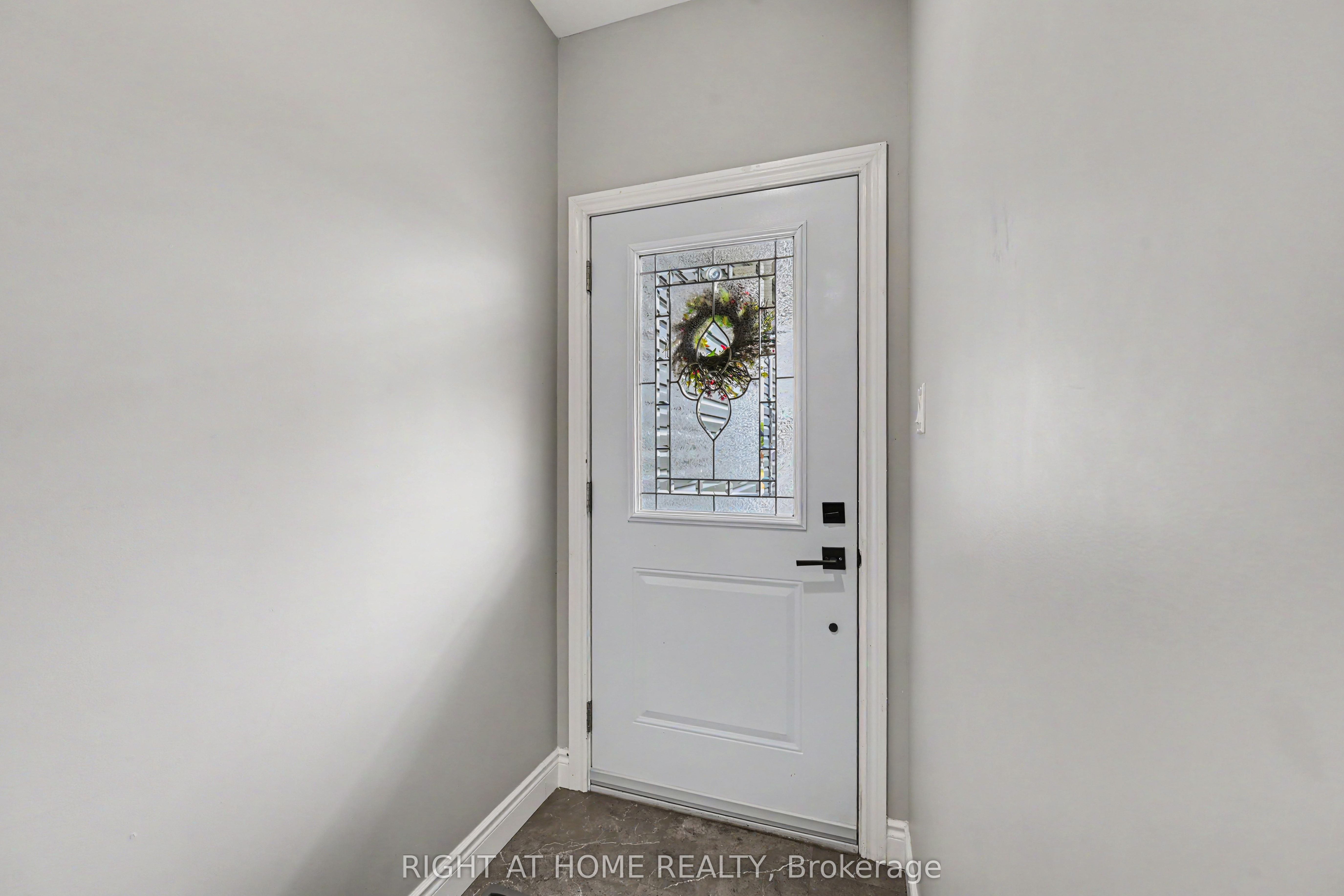 306 Forestview Crescent, Renfrew, ON K7V 0C4 photo 4