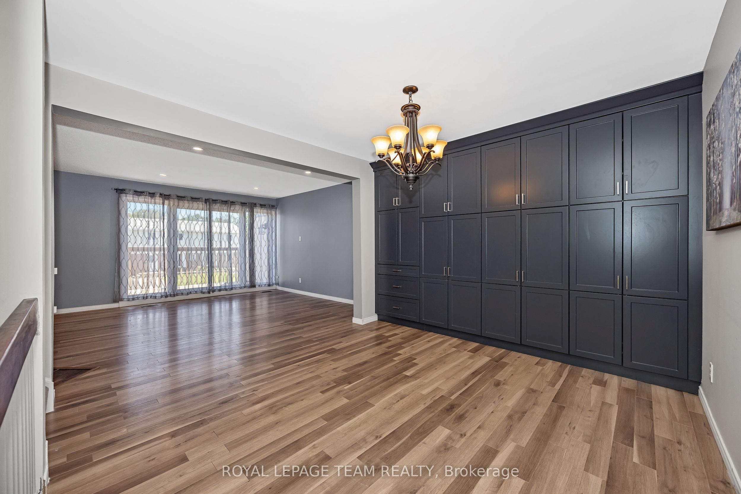 276 Dalehurst Drive C, Tanglewood - Grenfell Glen - Pineglen, ON K2G 4J5 photo 4