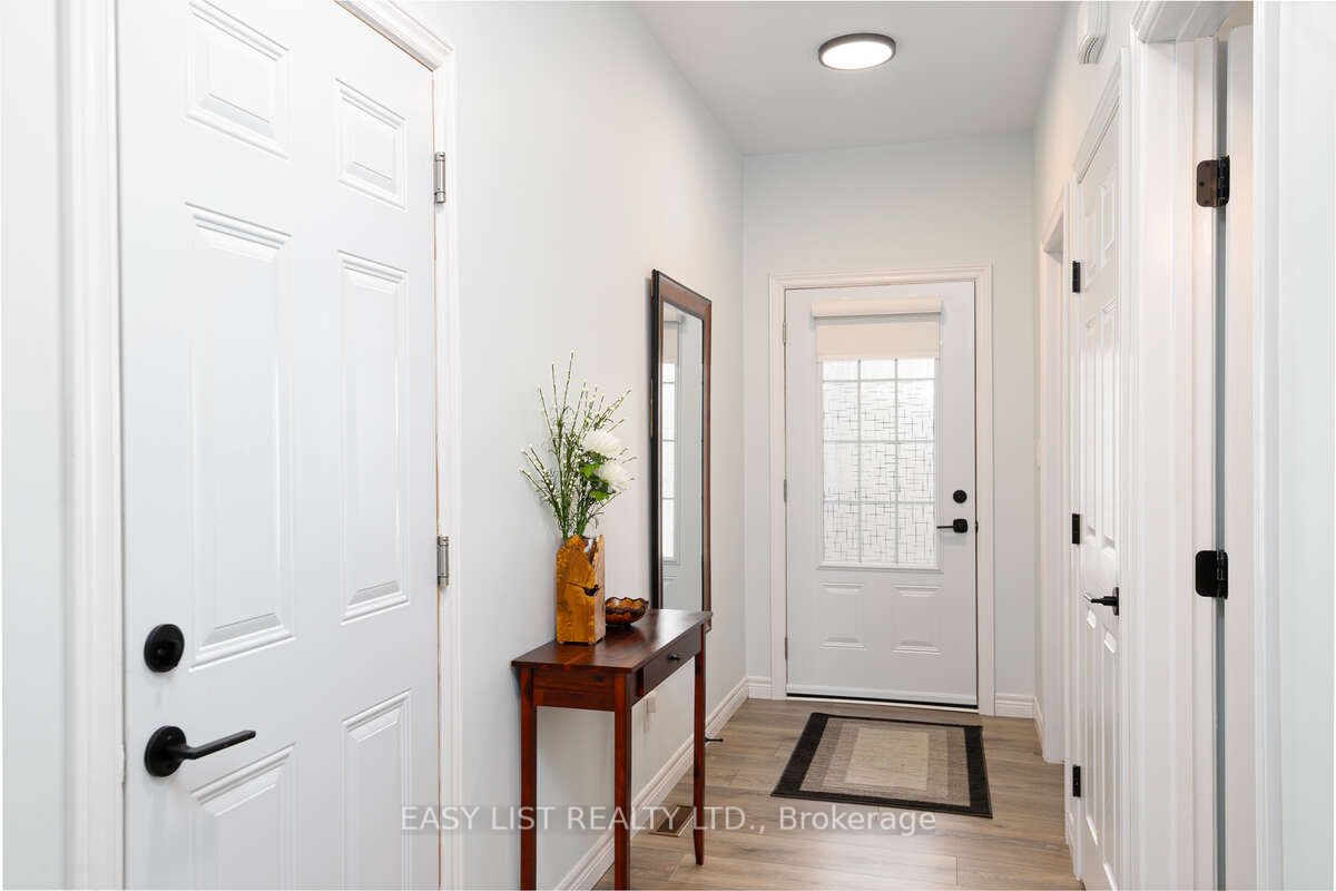18 Dayton Court, Prince Edward County, ON K0K 2T0 photo 3