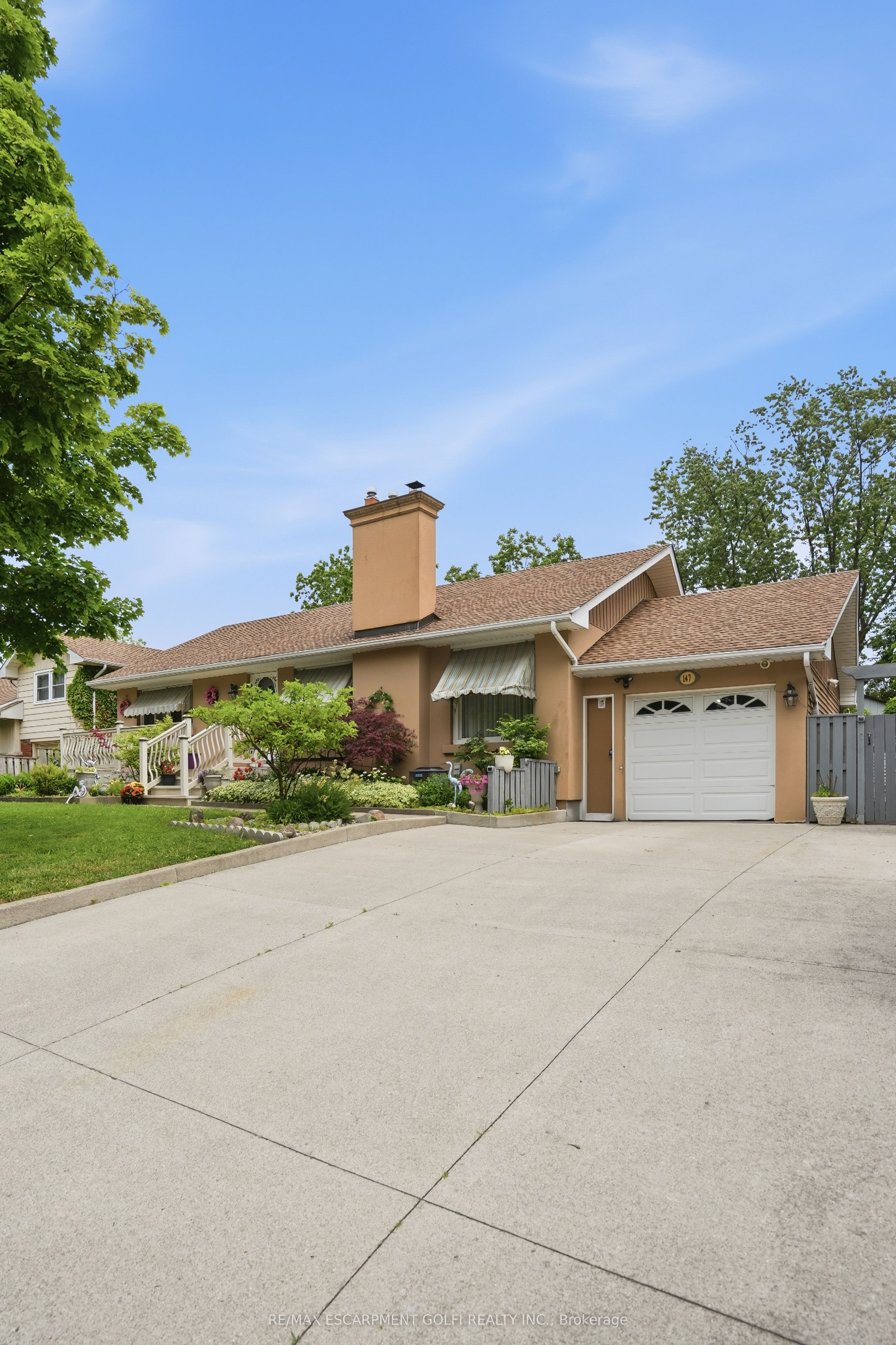 147 Village Road, St. Catharines, ON L2T 3C4 photo 2