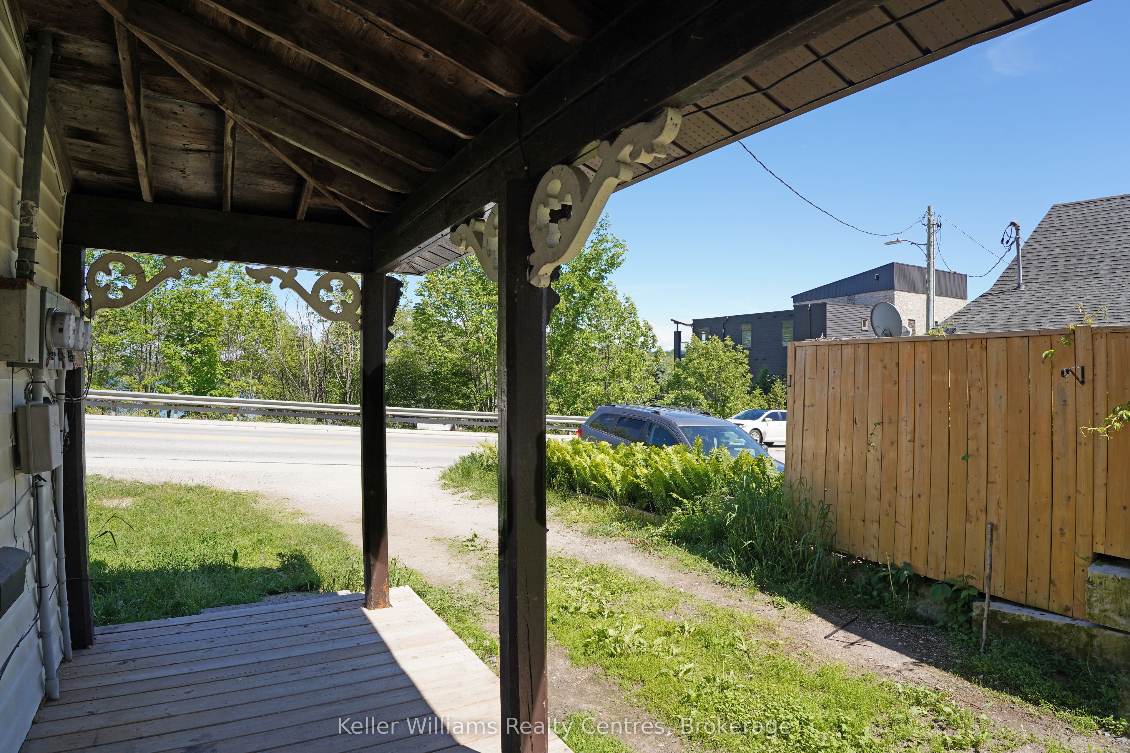 726 Berford Street, South Bruce Peninsula, ON N0H 2T0 photo 3