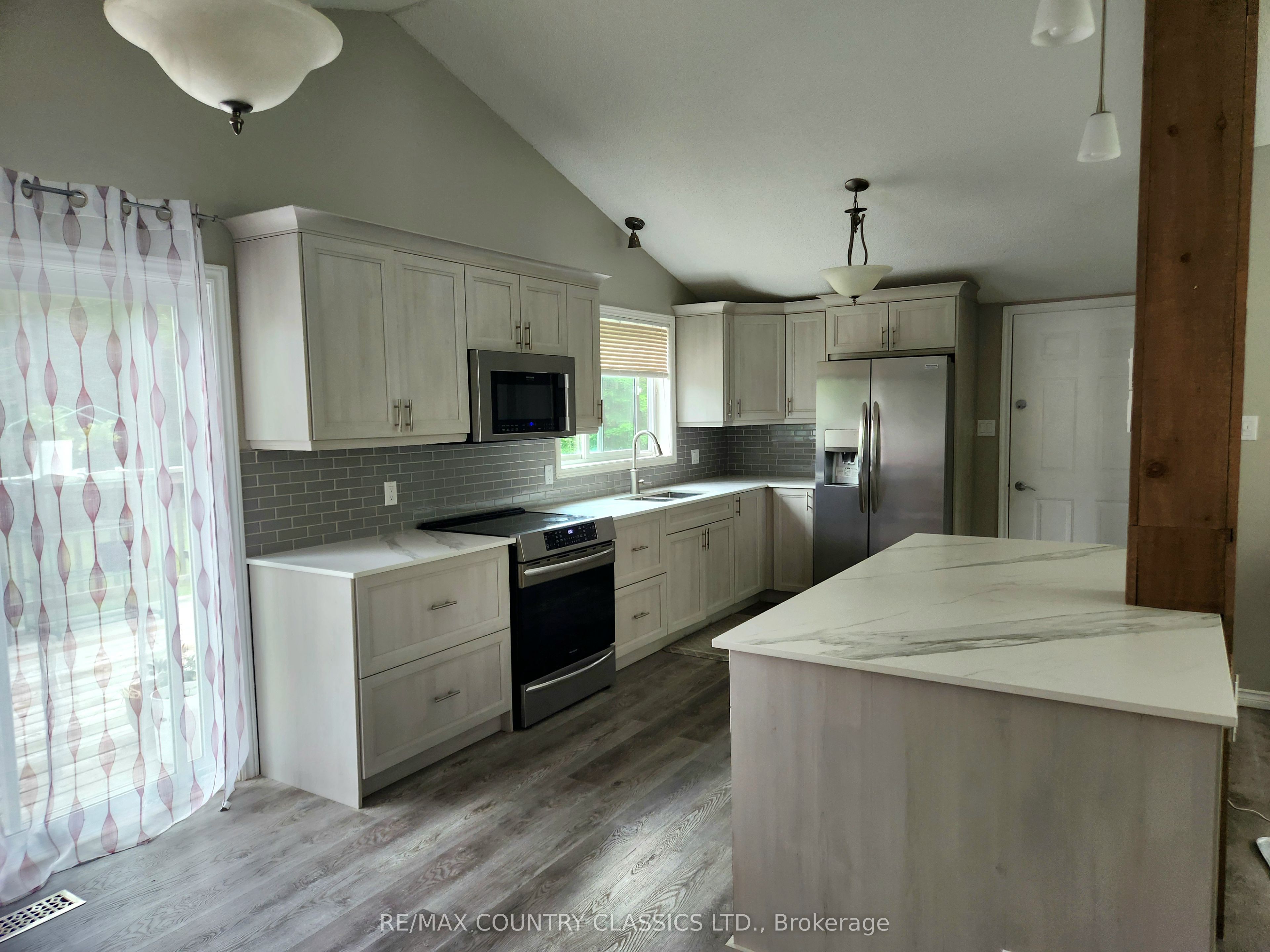 1930 Weslemkoon Lk Road, Tudor and Cashel, ON K0L 1W0 photo 5