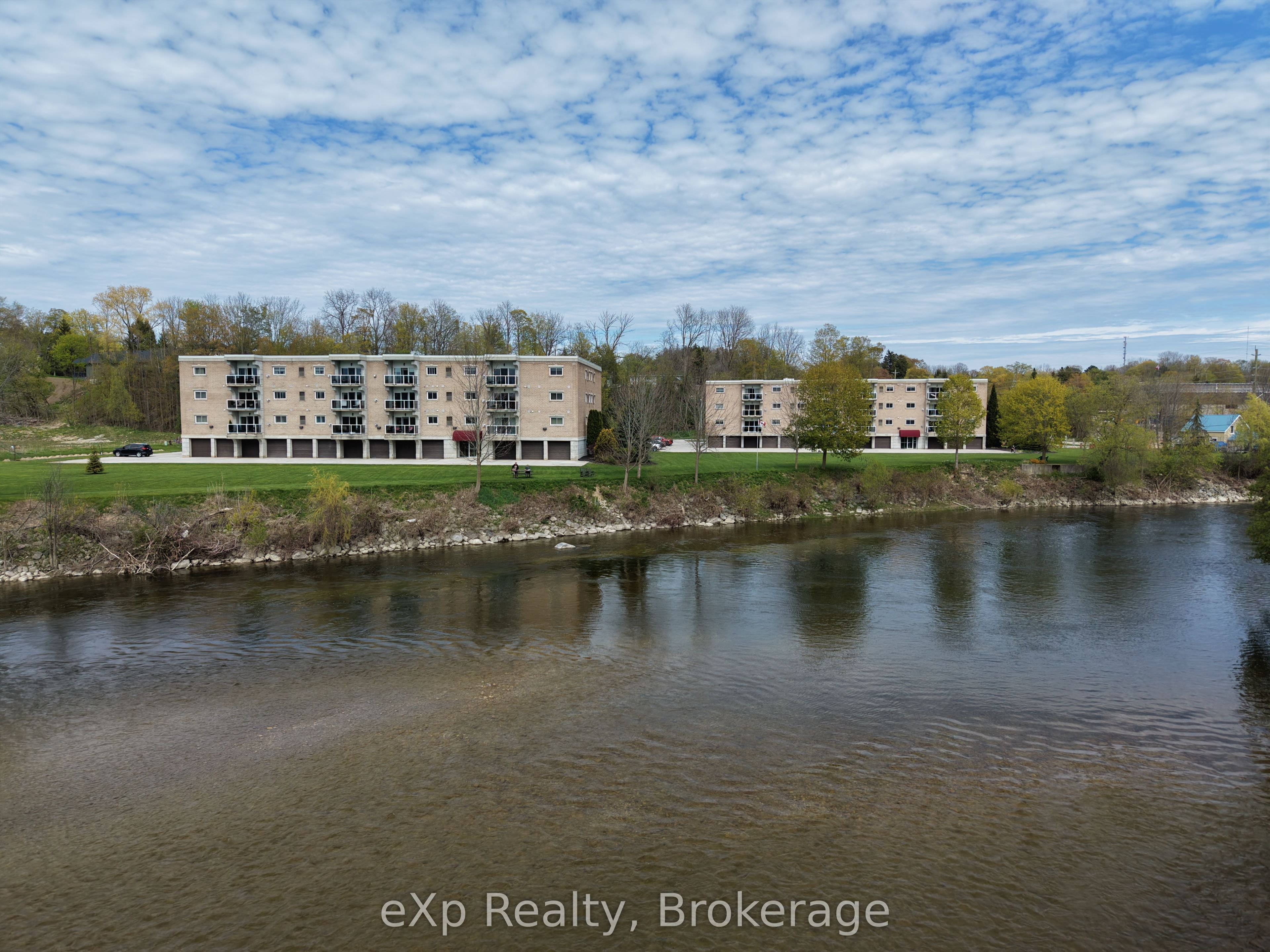 125 William Street N 302, Brockton, ON N0G 2V0