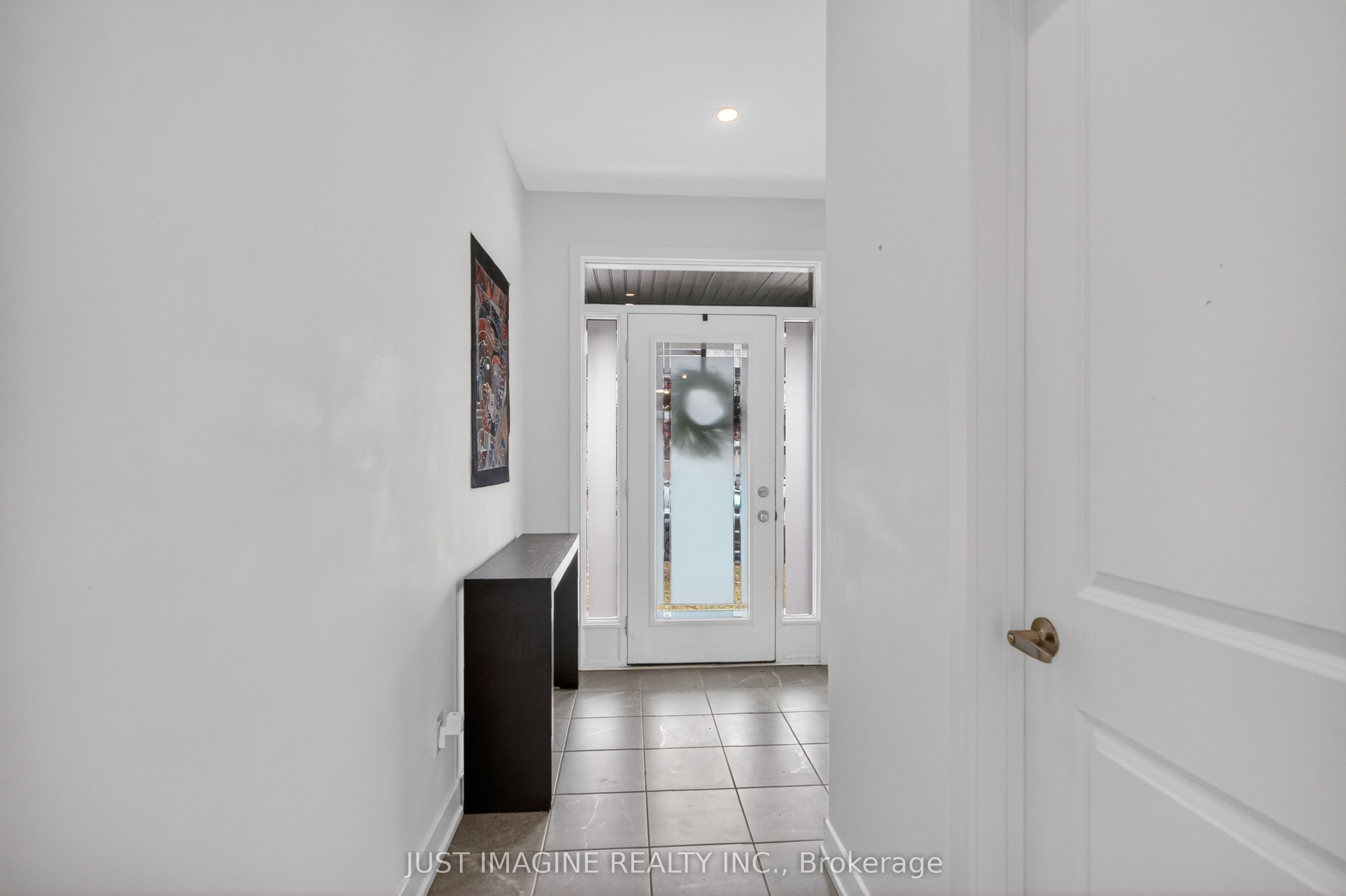 311 Ibanez Walk, Leitrim, ON K1T 0V8 photo 5