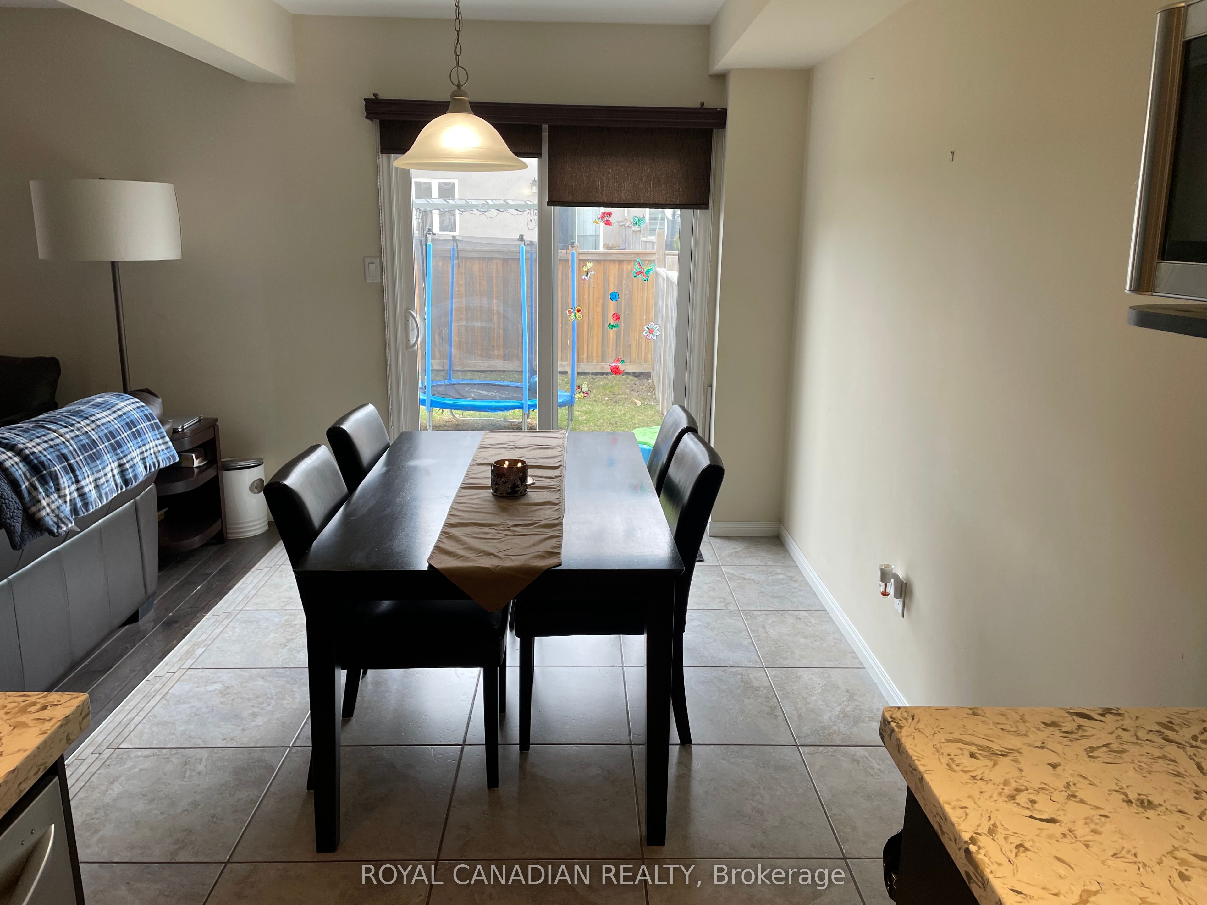 5 Trafalgar Drive, Hamilton, ON L8J 0E2 photo 4