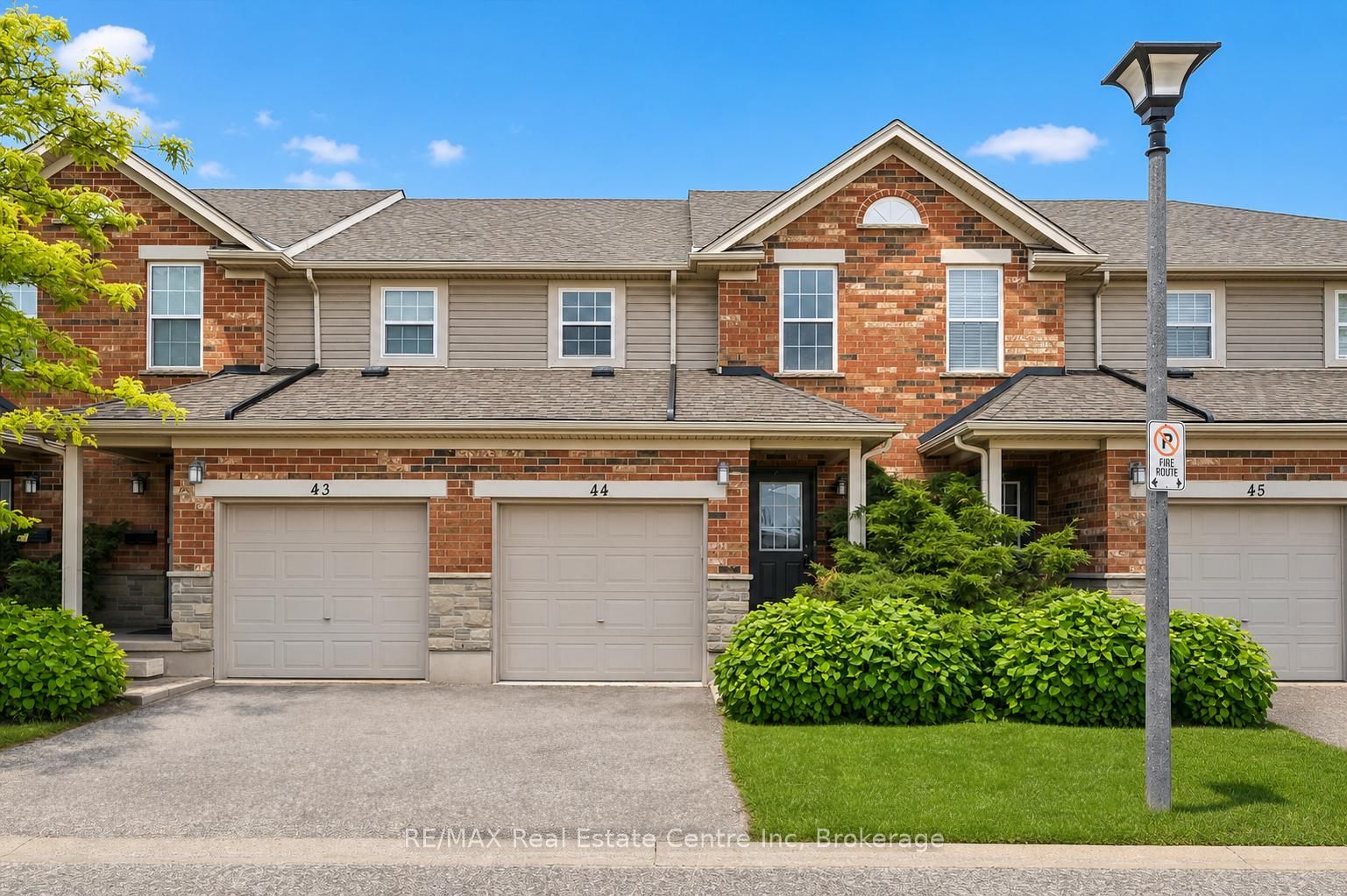 124 GOSLING Gardens 44, Guelph, ON N1G 5K6