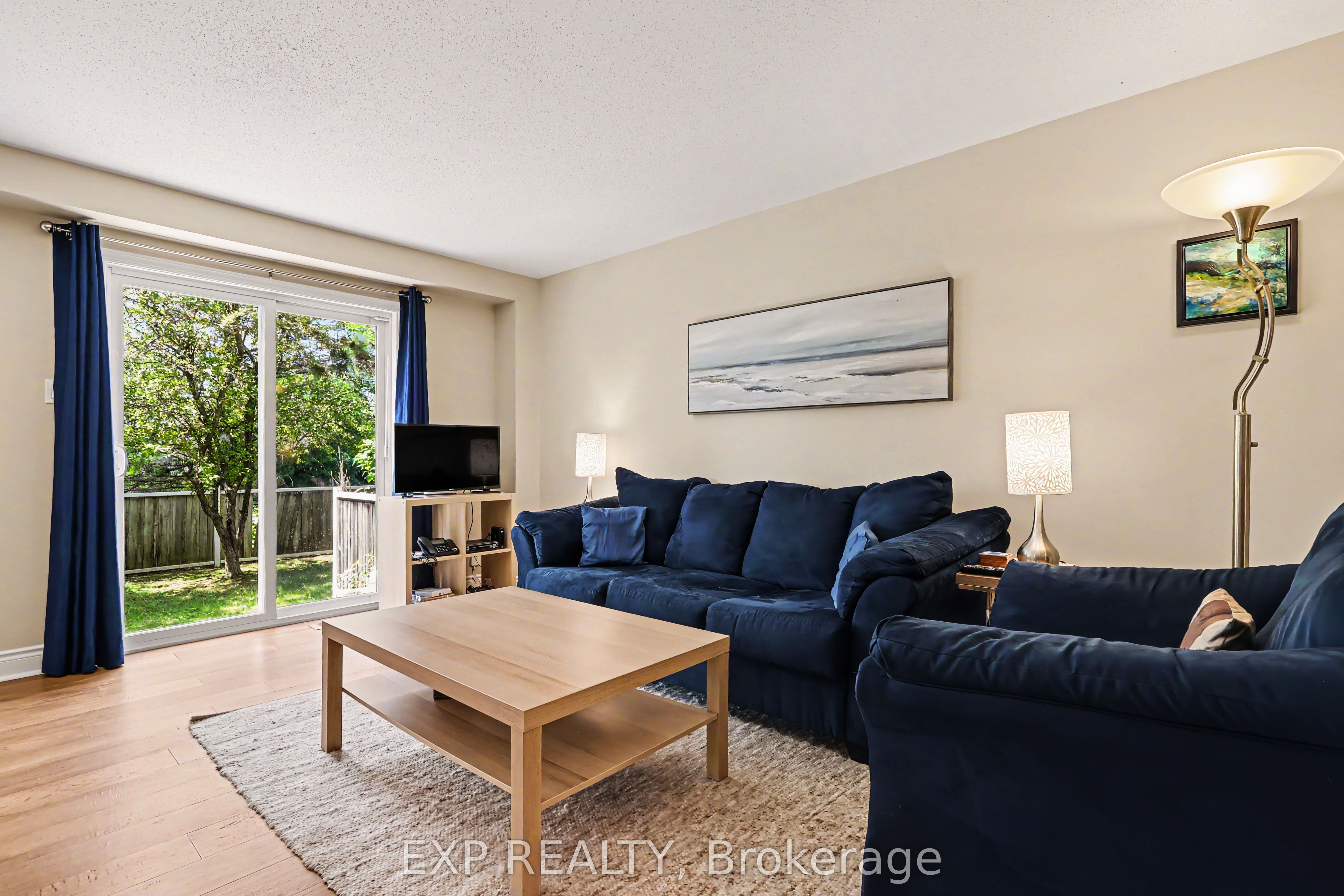 1856 Summerfields Crescent, Orleans - Convent Glen and Area, ON K1C 7B7 photo 4